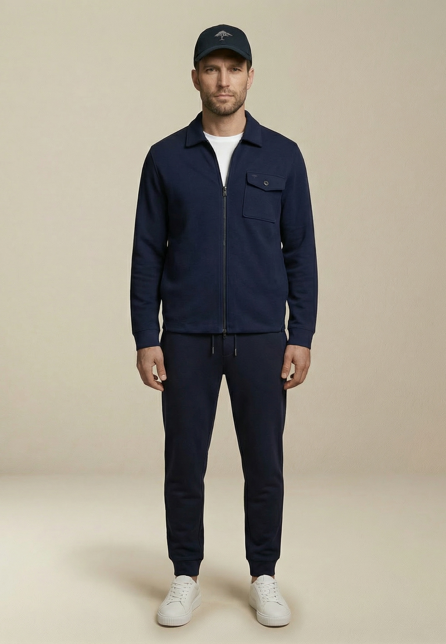 FYNCH-HATTON Kurzjacke ohne Kapuze Materialmix aus Polyester, Baumwolle und Elasthan, normale Passform