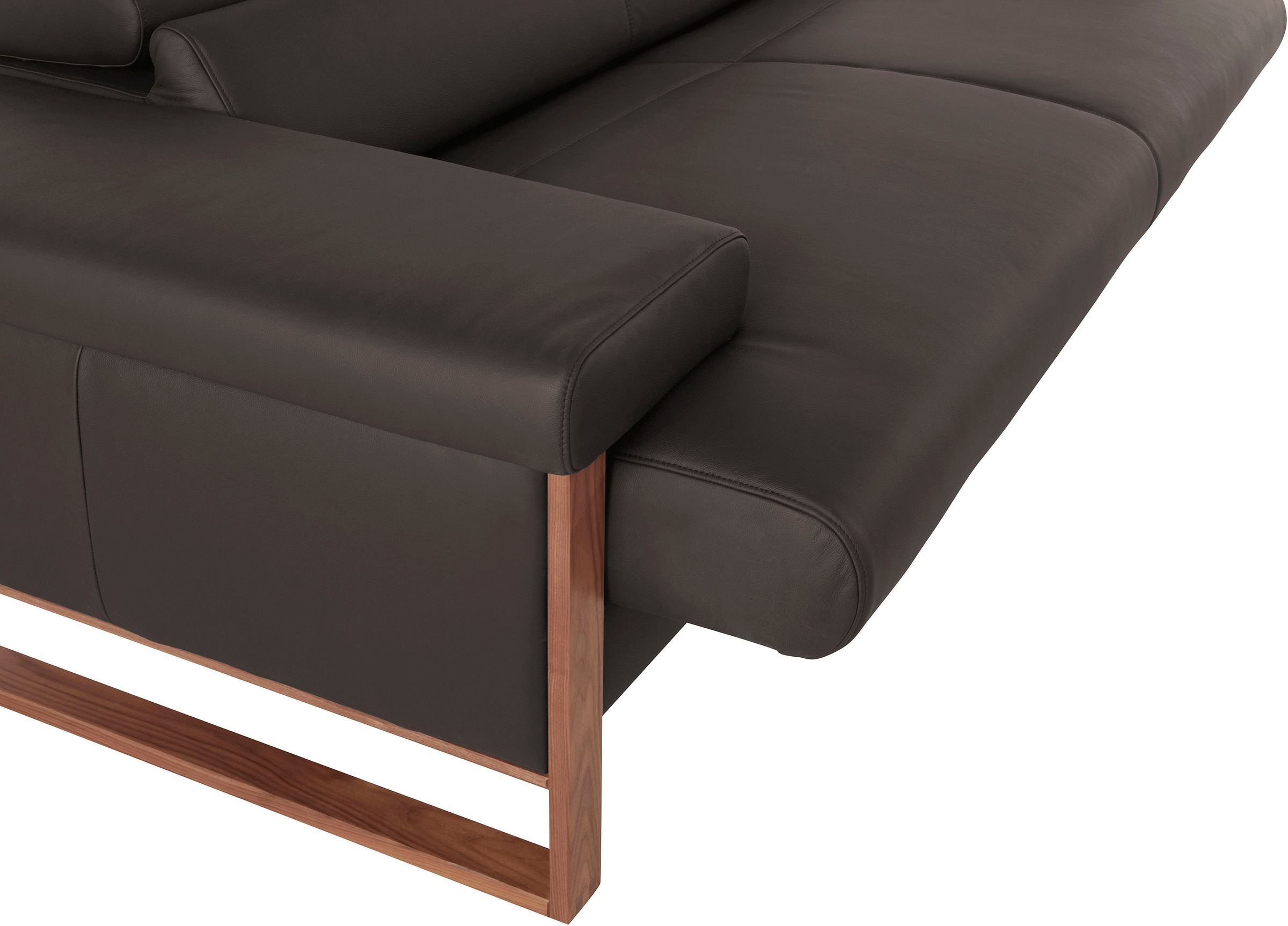 W.SCHILLIG 2,5-Sitzer »finn«, German Design Award 2016, Fußgestell Nussbaum natur, Breite 230 cm
