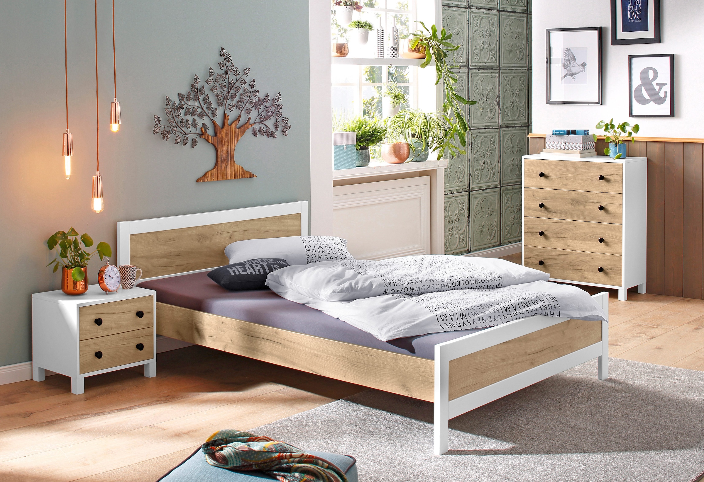 HOFMANN LIVING AND MORE Wanddekoobjekt »Baum«, Materialmix aus Metall und  Holz auf Rechnung bestellen