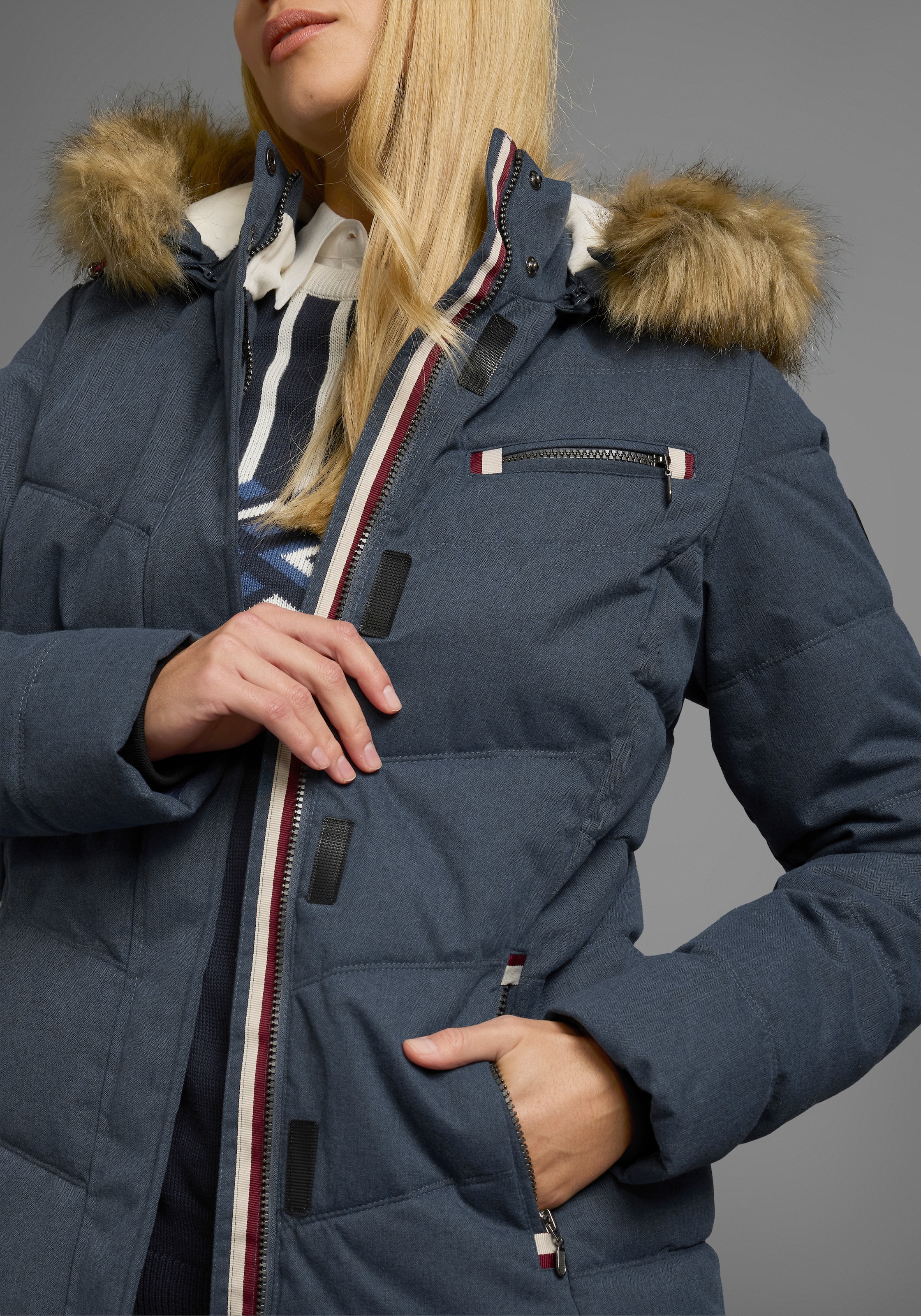 Polarino Steppjacke mit Kapuze mit abnehmbarer Kapuze,  mit Fellimitat,  viele Taschen