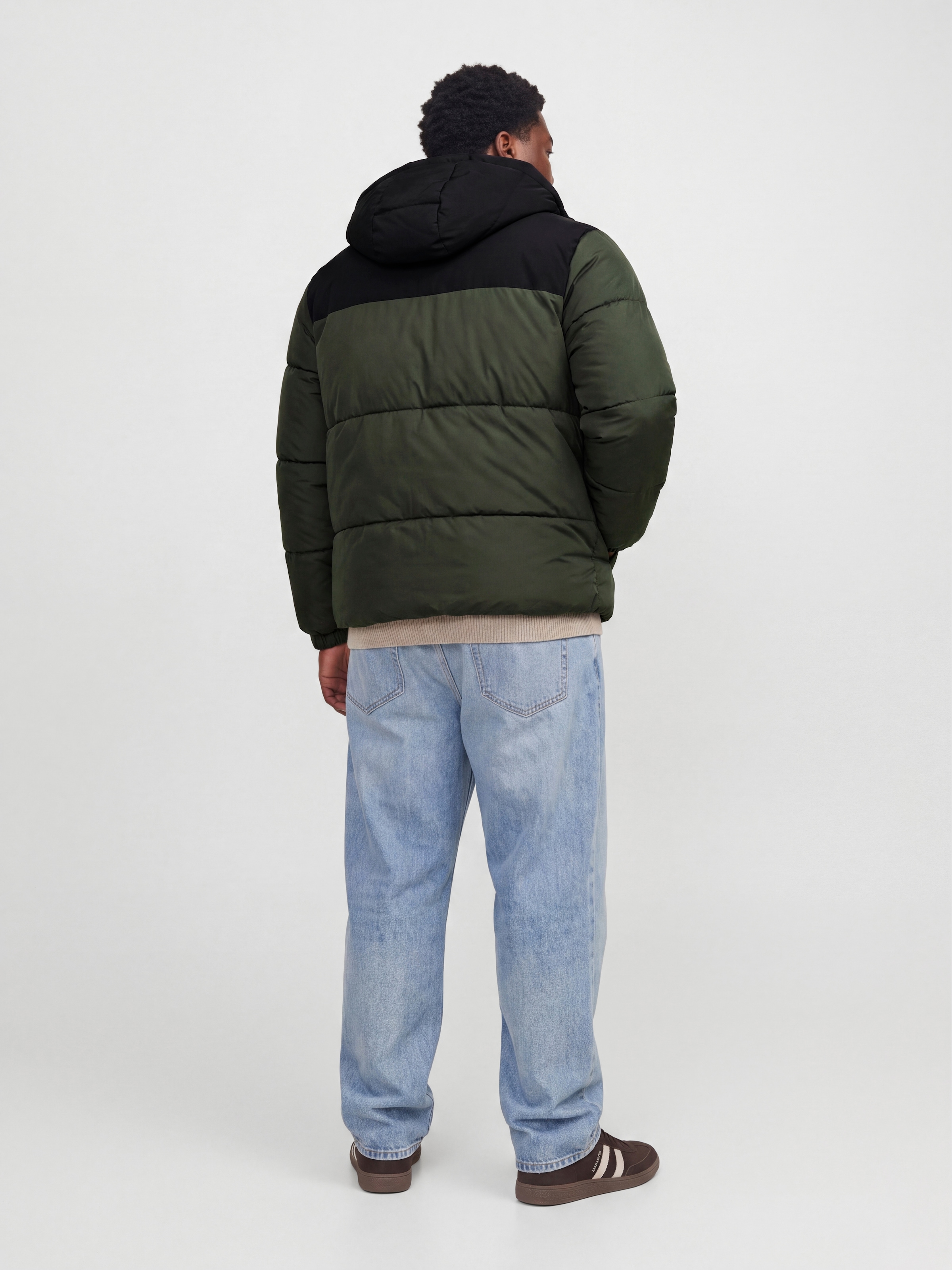 Jack & Jones PlusSize Steppjacke »JJRAZE PUFFER HOOD PLS« mit Kapuze Kunstfaser, regular fit