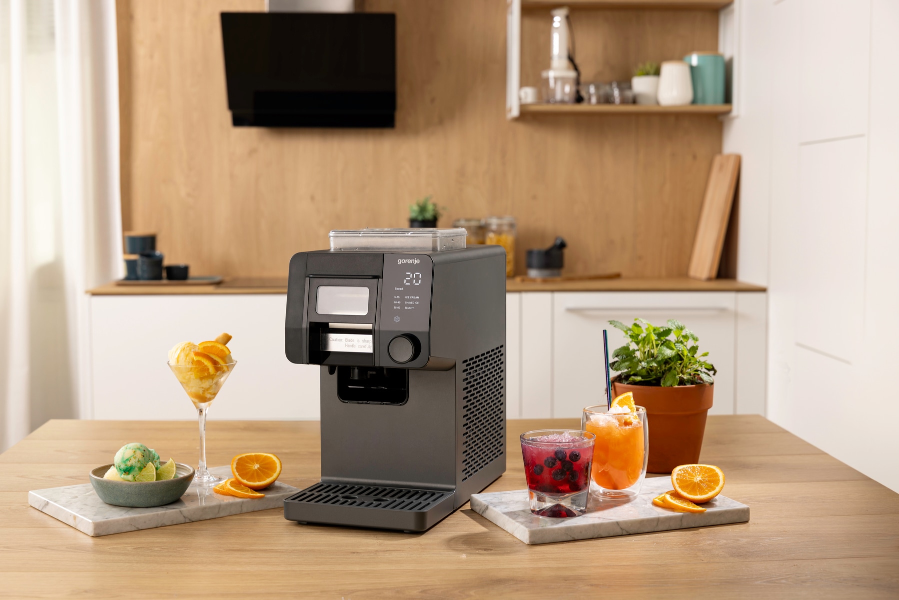 GORENJE Eismaschine »GIICM - 3in1 Instant Eismaschine« 200 W Eis & Slushy in 90 Sek., 1 L, Selbstreinigungsfunktion, max. 35kg/Tag