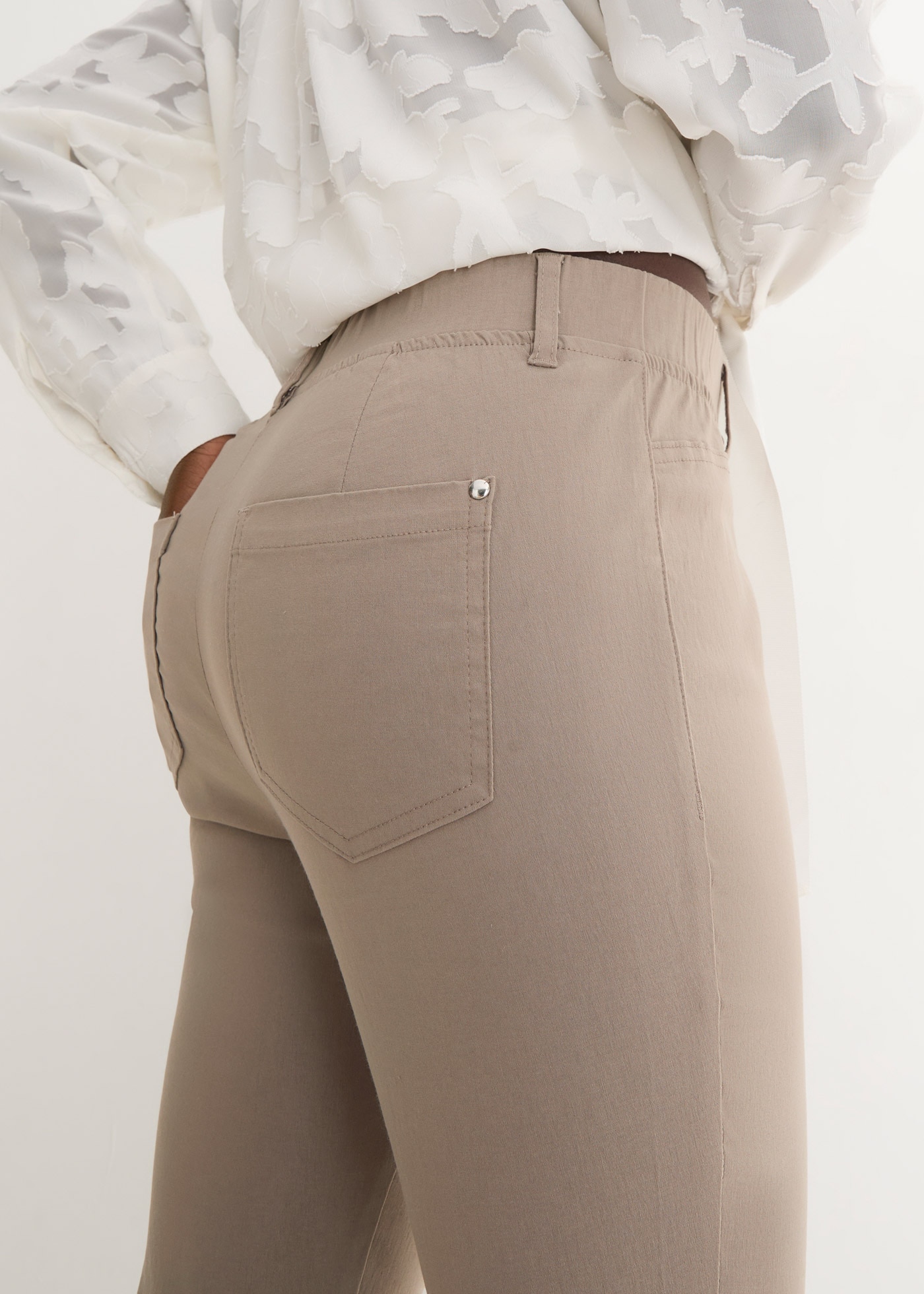 bonprix Stretch-Hose »Stretch-Hose in Schlupfform«  aus Viskose, Slim Fit Passform, Schlupfform mit Gürtelschlaufen