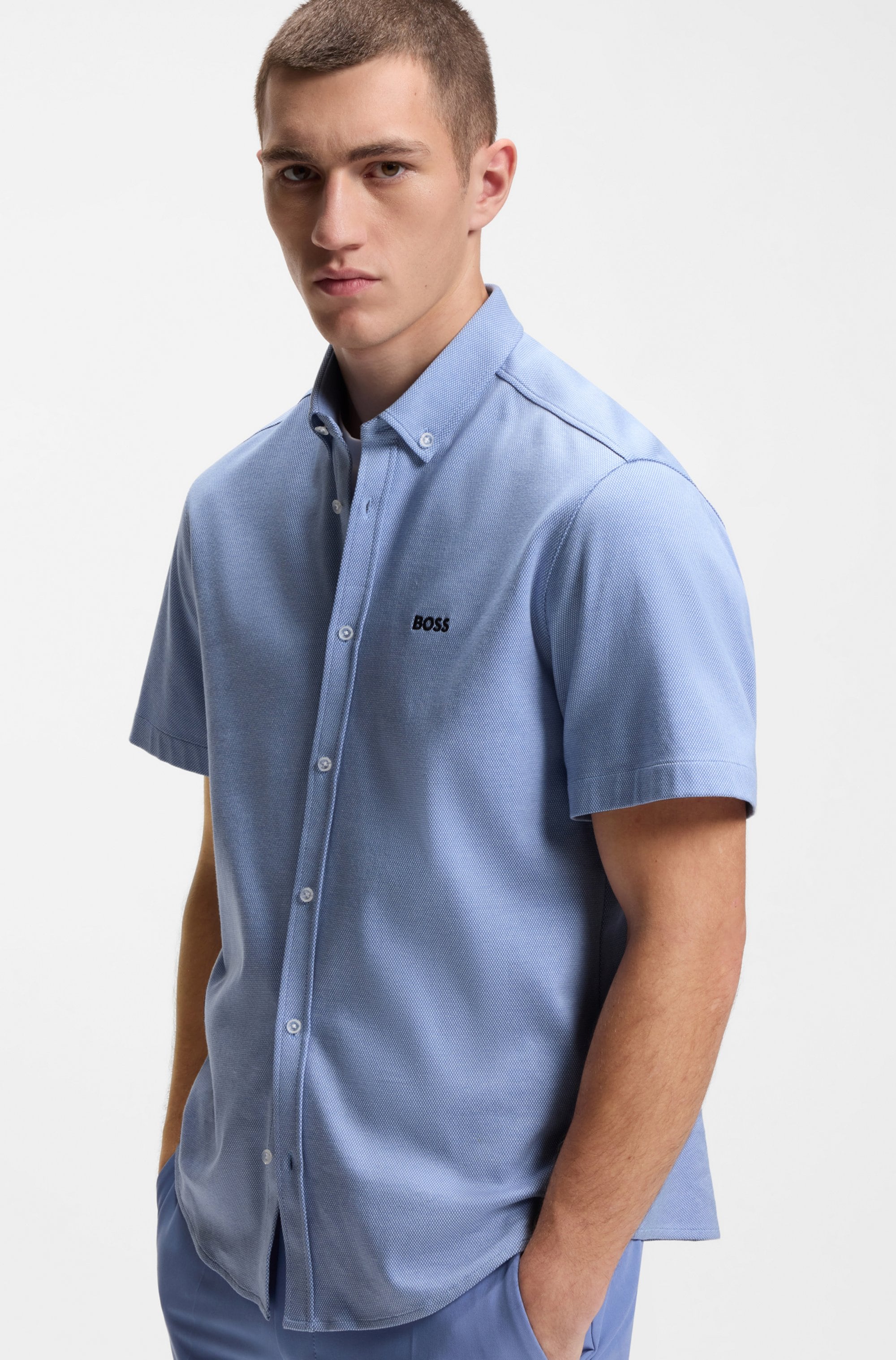 BOSS GREEN Kurzarmhemd »Motion S« Regular Fit, Button-down-Kragen, Kurzarm, Logo-Stickerei
