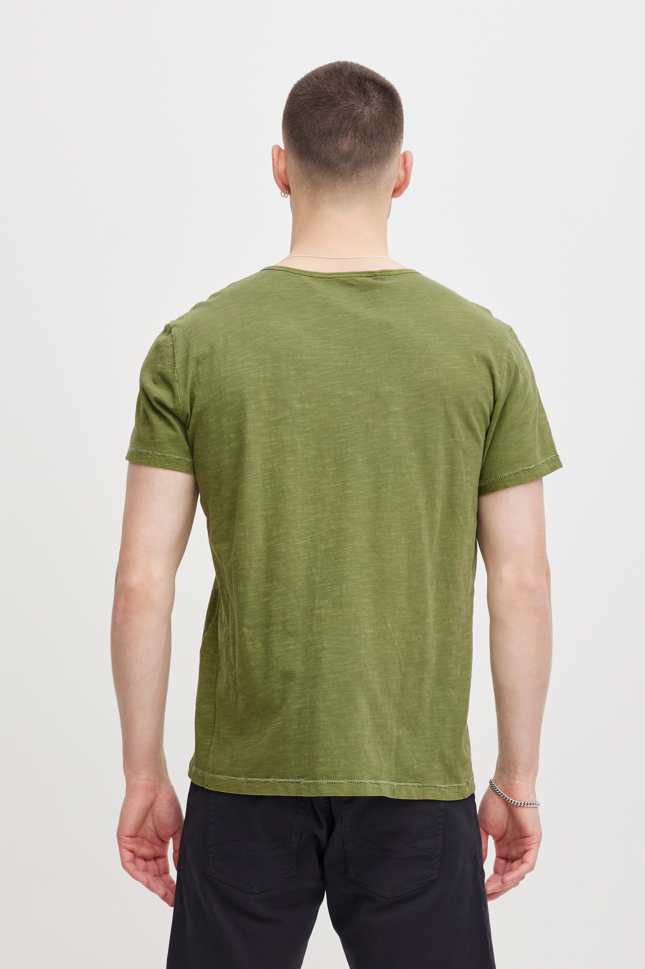 Blend T-Shirt »BHAshton split neck tee« mit Deko-Knopfdetail am Ausschnitt