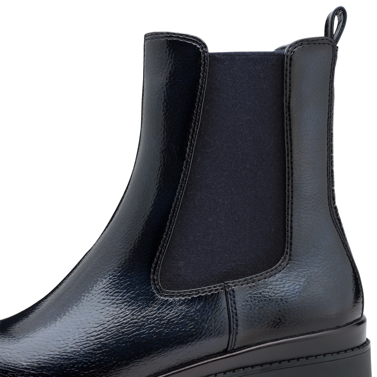Tamaris Chelseaboots, Blockabsatz, Basic, Stiefelette in veganer Verarbeitung