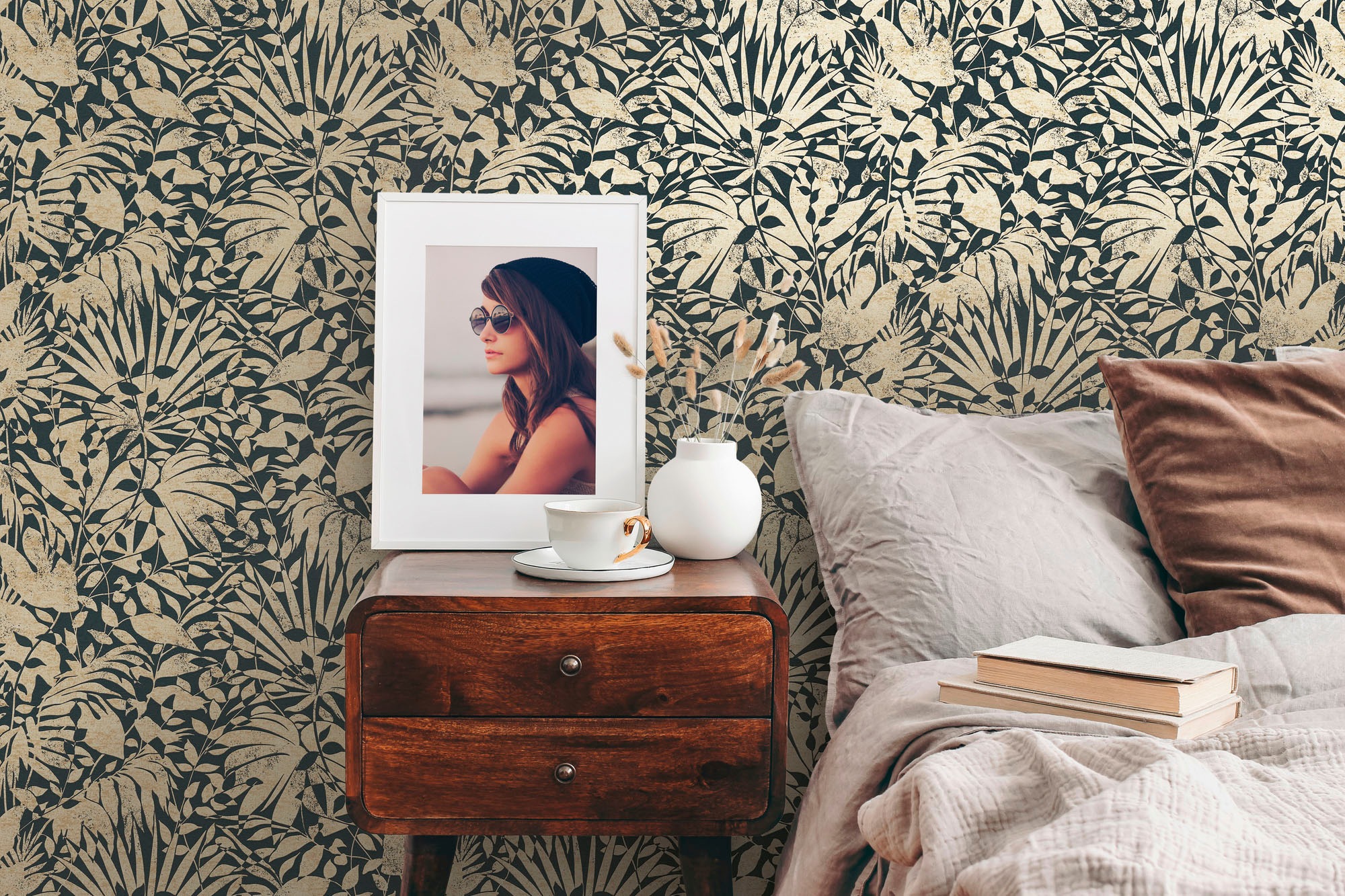 A.S. Création Vliestapete »THE BOS Floral Blätter«, glänzend-abstrakt-organisch, Florale Tapete Tapete Floral Tapeten Wohnzimmer Schlafzimmer Küche
