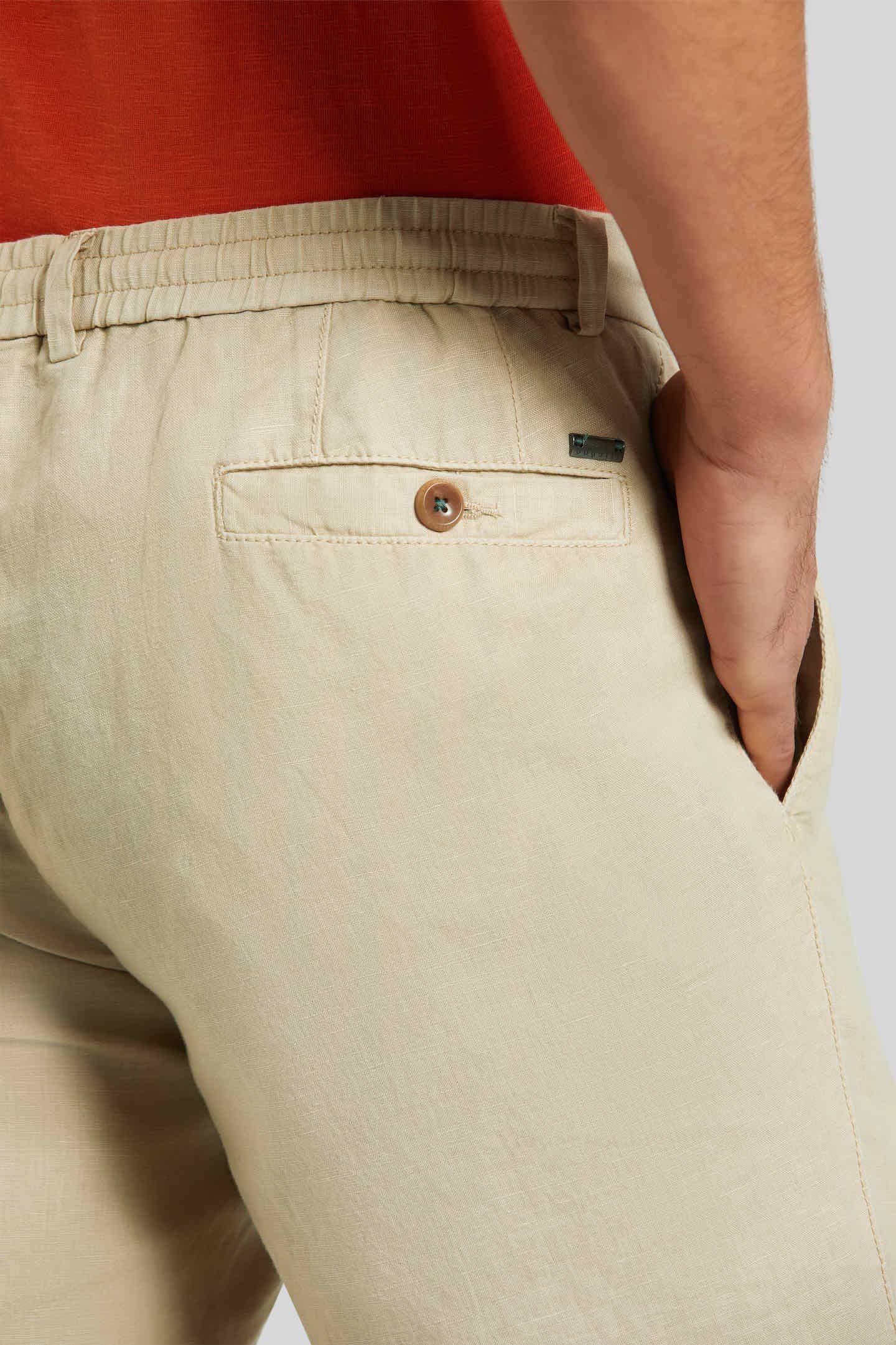 5. Bild von bugatti Bermudas, in sportlicher Optik