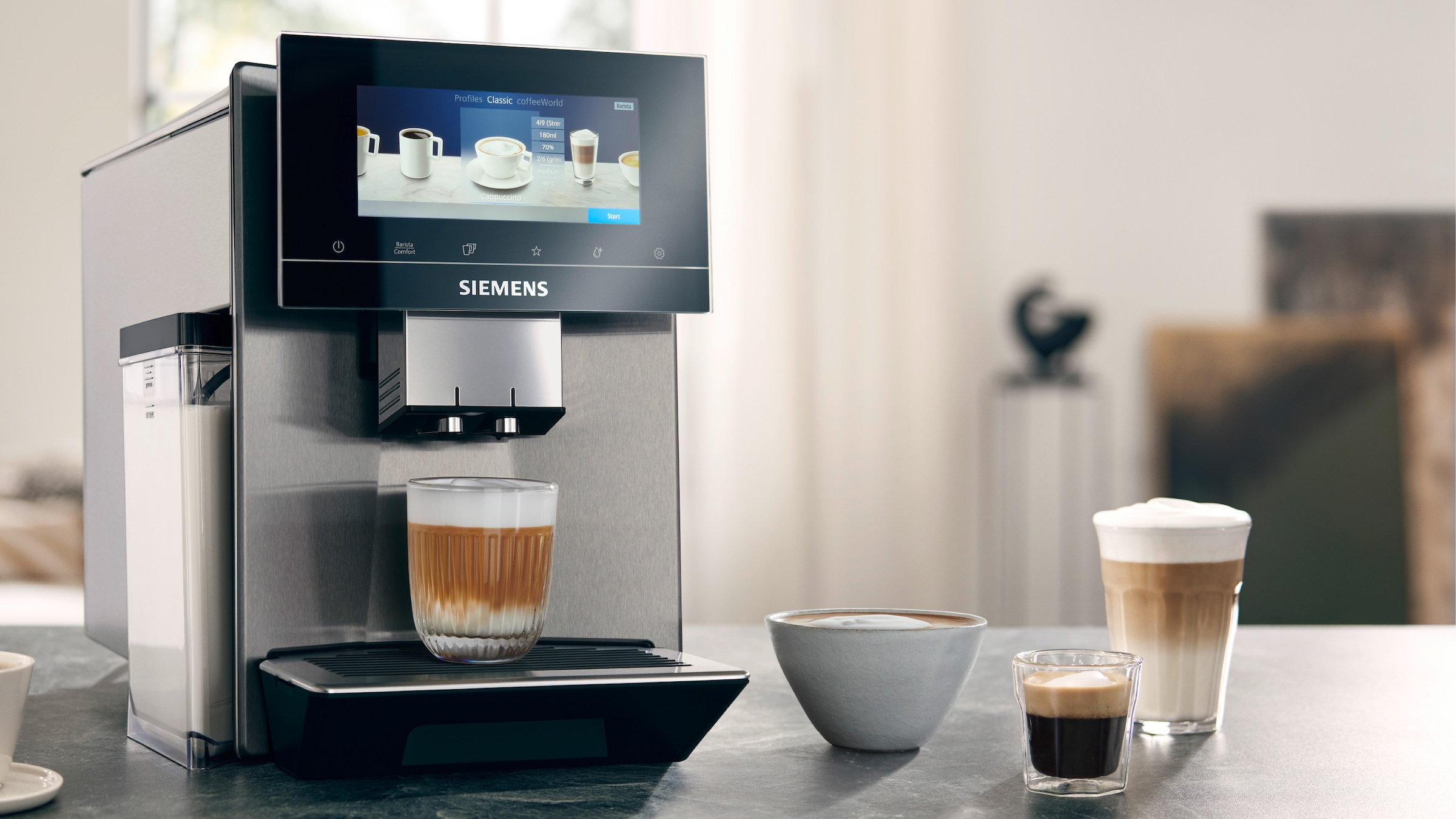 3. Bild von SIEMENS Kaffeevollautomat »EQ900 TQ905D03, intuitives 6,8" TFT-Display, Barista-Modus«, AromaBoost, App-Steuerung, Geräuschreduzierung,10 Profile, edelstahl