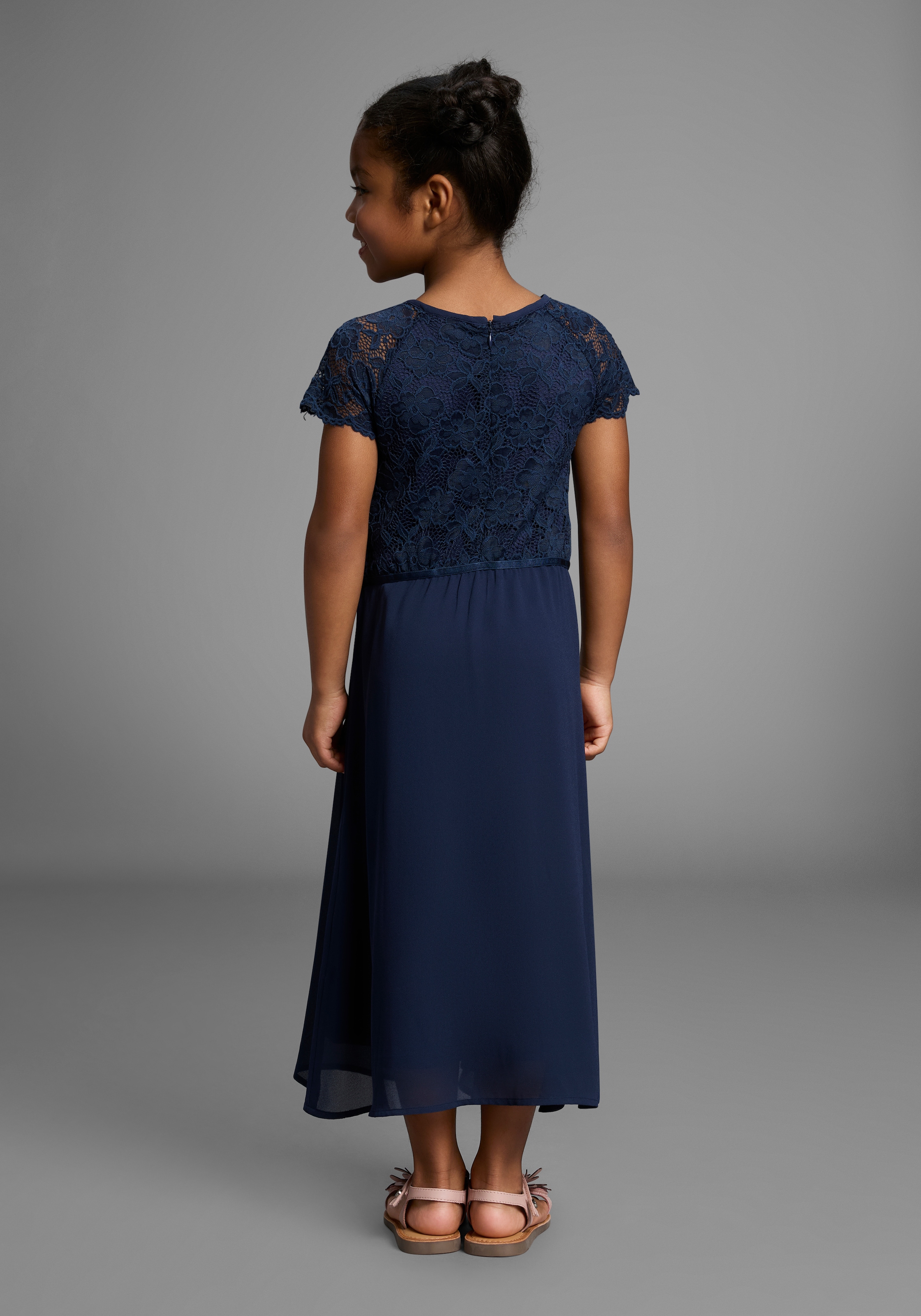 KIDSWORLD Jerseykleid »Festliches Kleid mit Spitze«, Elegantes Kleid mit Spitze und Chiffon