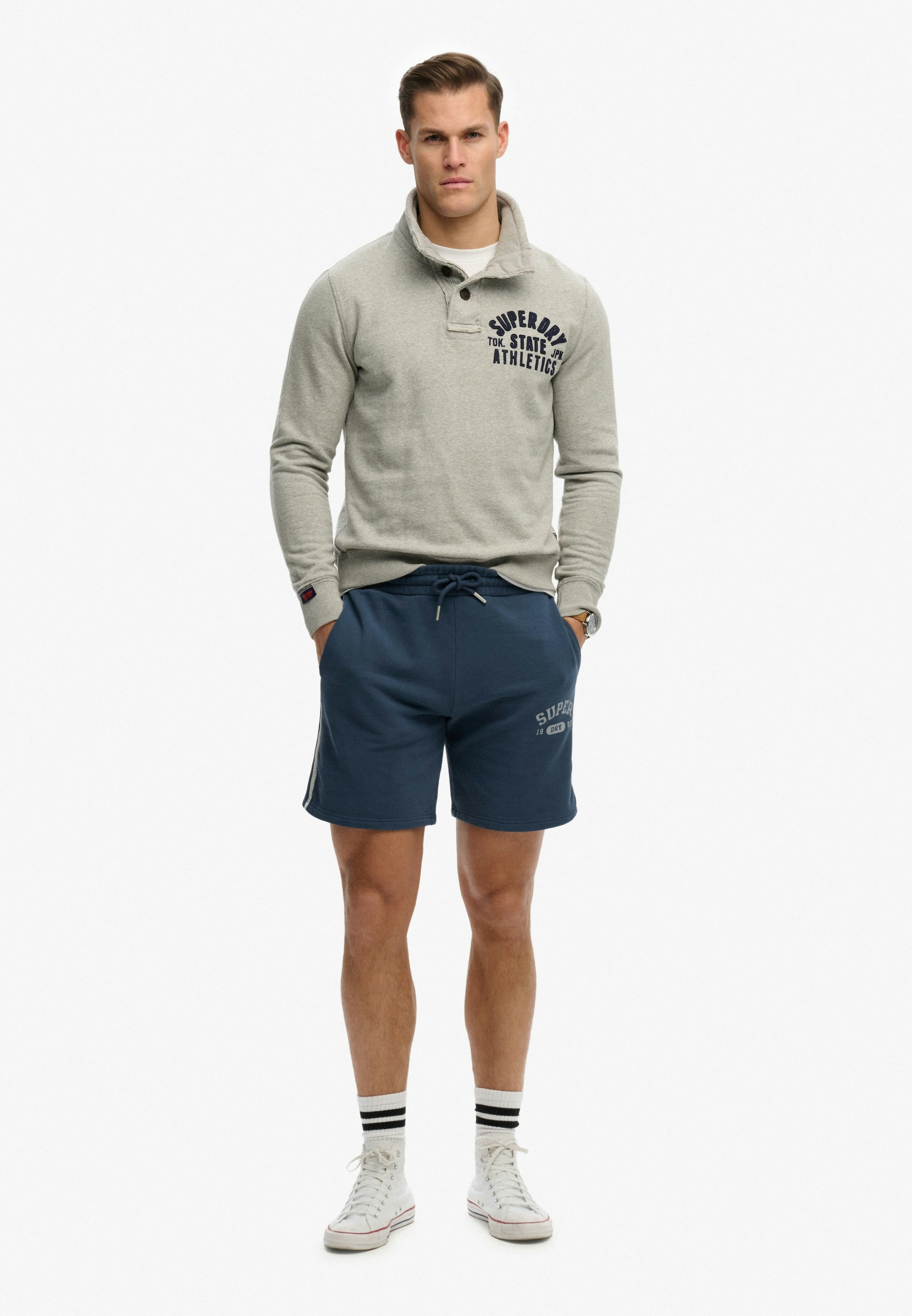 Superdry Sweatshorts »ATH ESS SHORT«  aus Baumwolle und Polyester, Loose Fit, mit Tunnelzug, melierte Optik