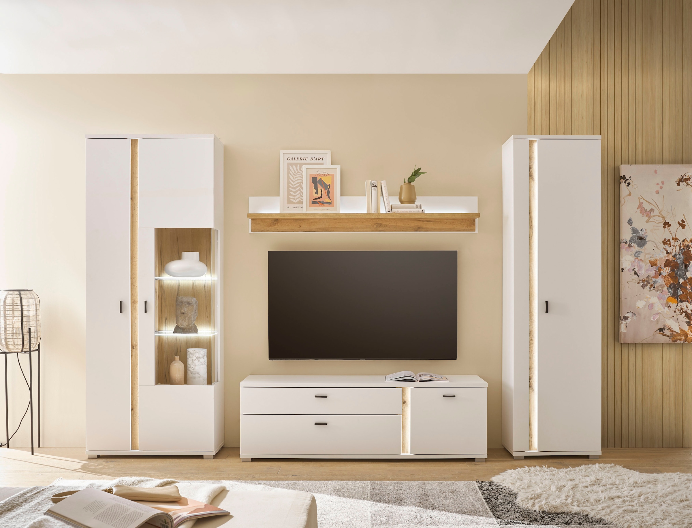 INOSIGN Wohnwand »LONG ISLAND«, (Set, 4 St.), in moderner Trendfarbe,inklusive senkrechter Beleuchtung,Breite 305 cm