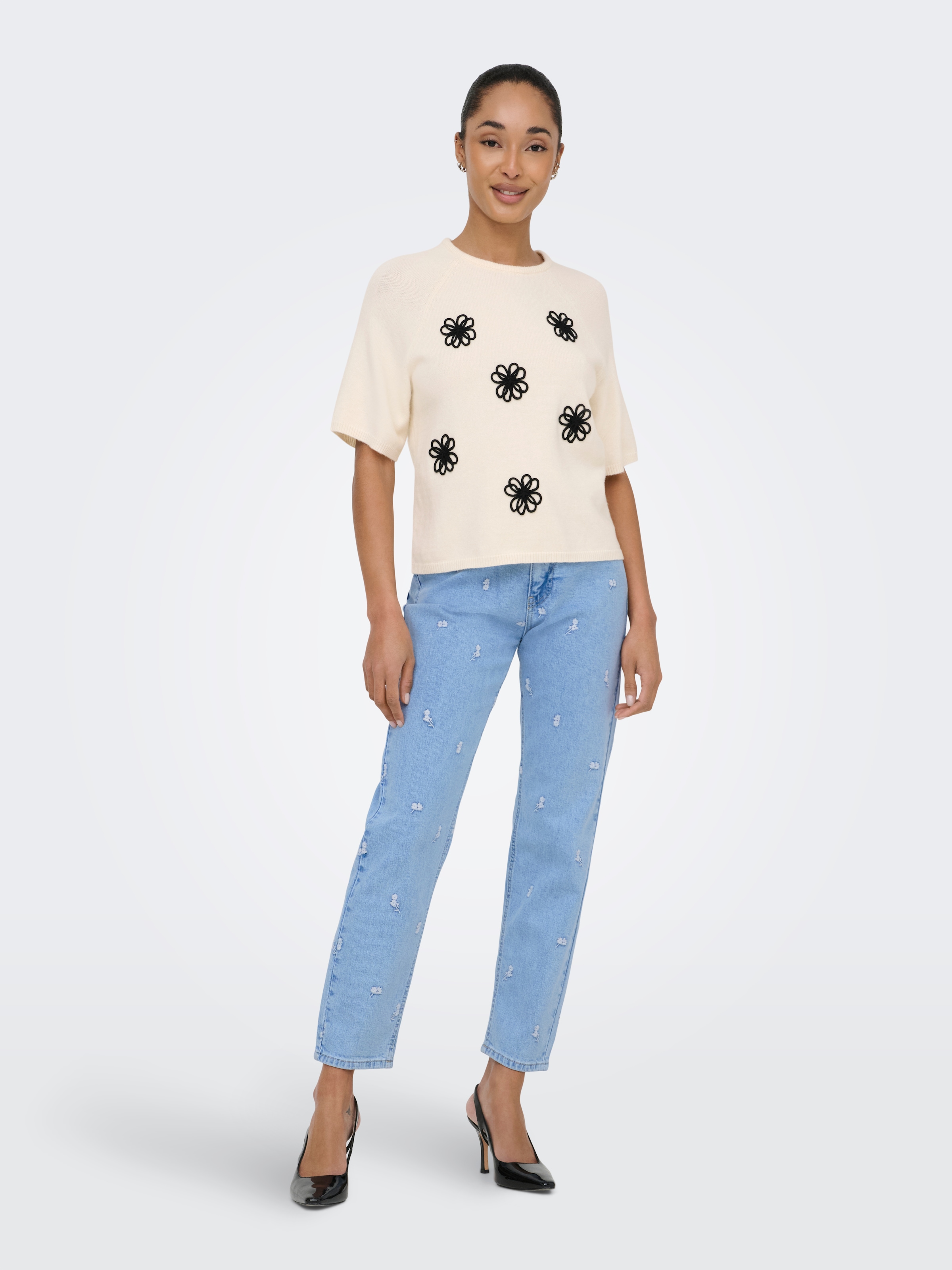 ONLY Straight-Jeans »ONLEMILY HW STRETCH EMB STRA ANK DNM AZG« Baumwollmischung, straight fit