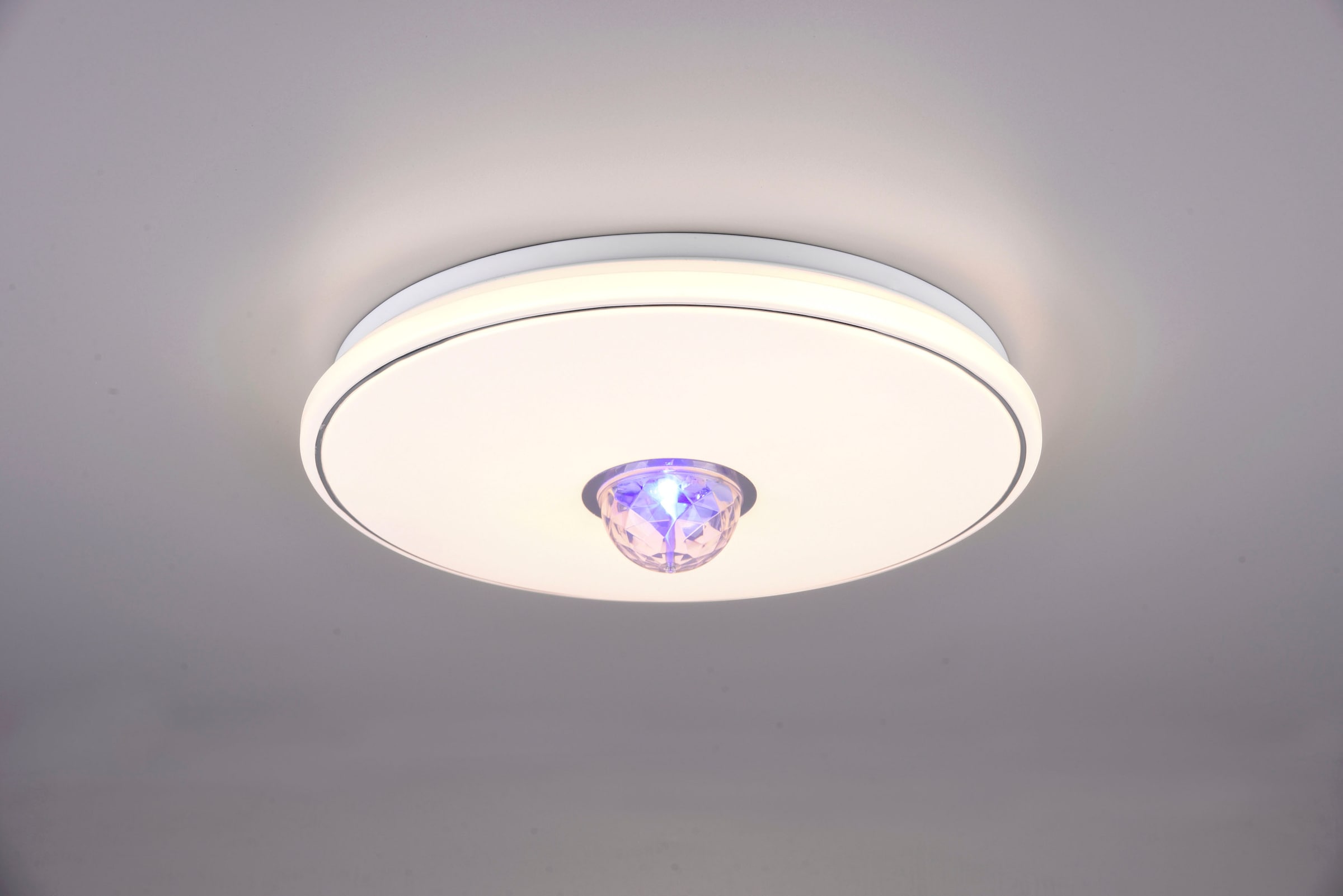 TRIO Leuchten LED Deckenleuchte »Rave«, 1 flammig, Leuchtmittel LED-Board | LED fest integriert, Deckenlampe mit Fernbedienung Farbwechsel RGB 3000K Ø 38cm dimmbar