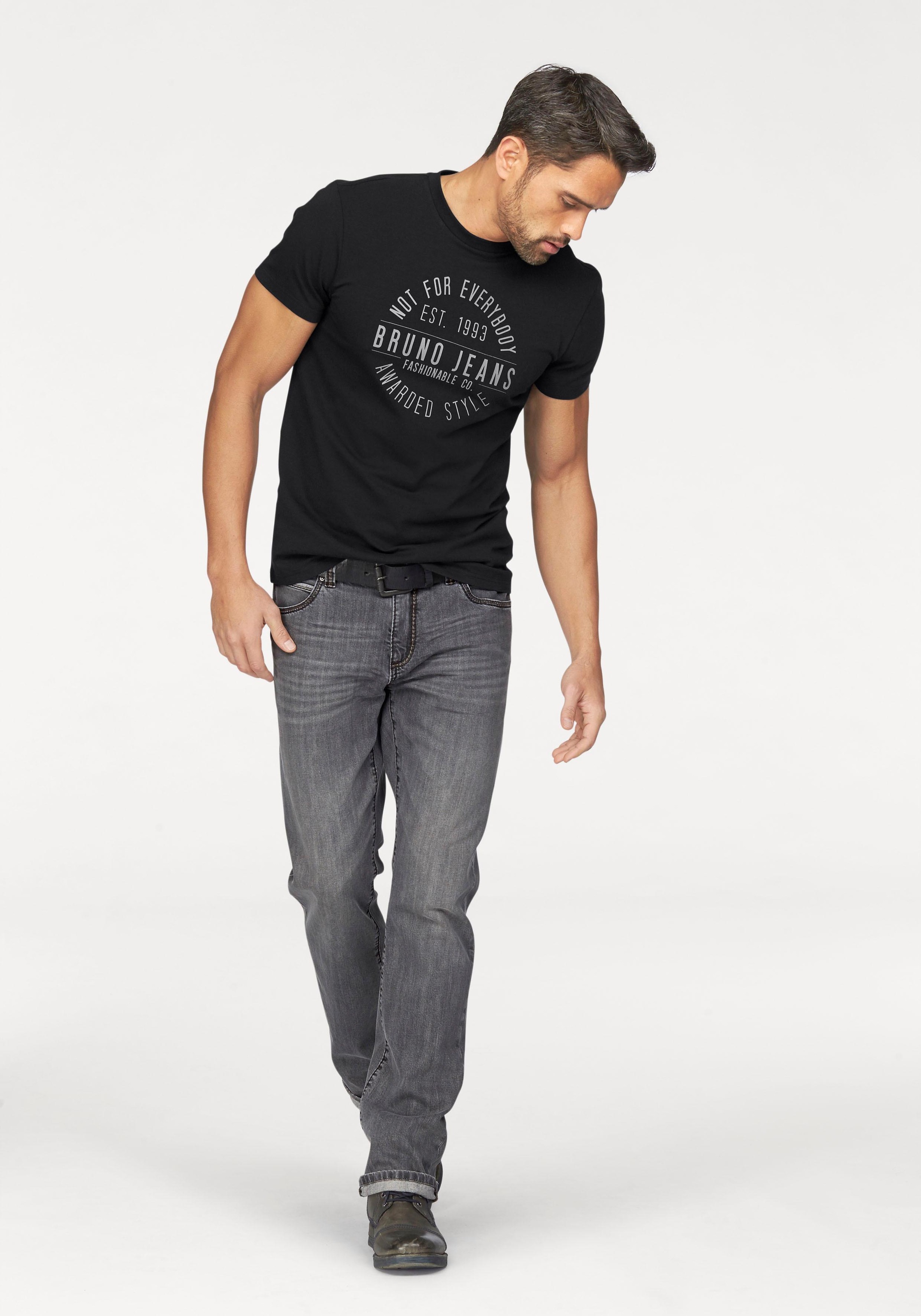 Bruno Banani T-Shirt, Kurzarm, schmal geschnitten, bedruckt, aus Baumwollmischung