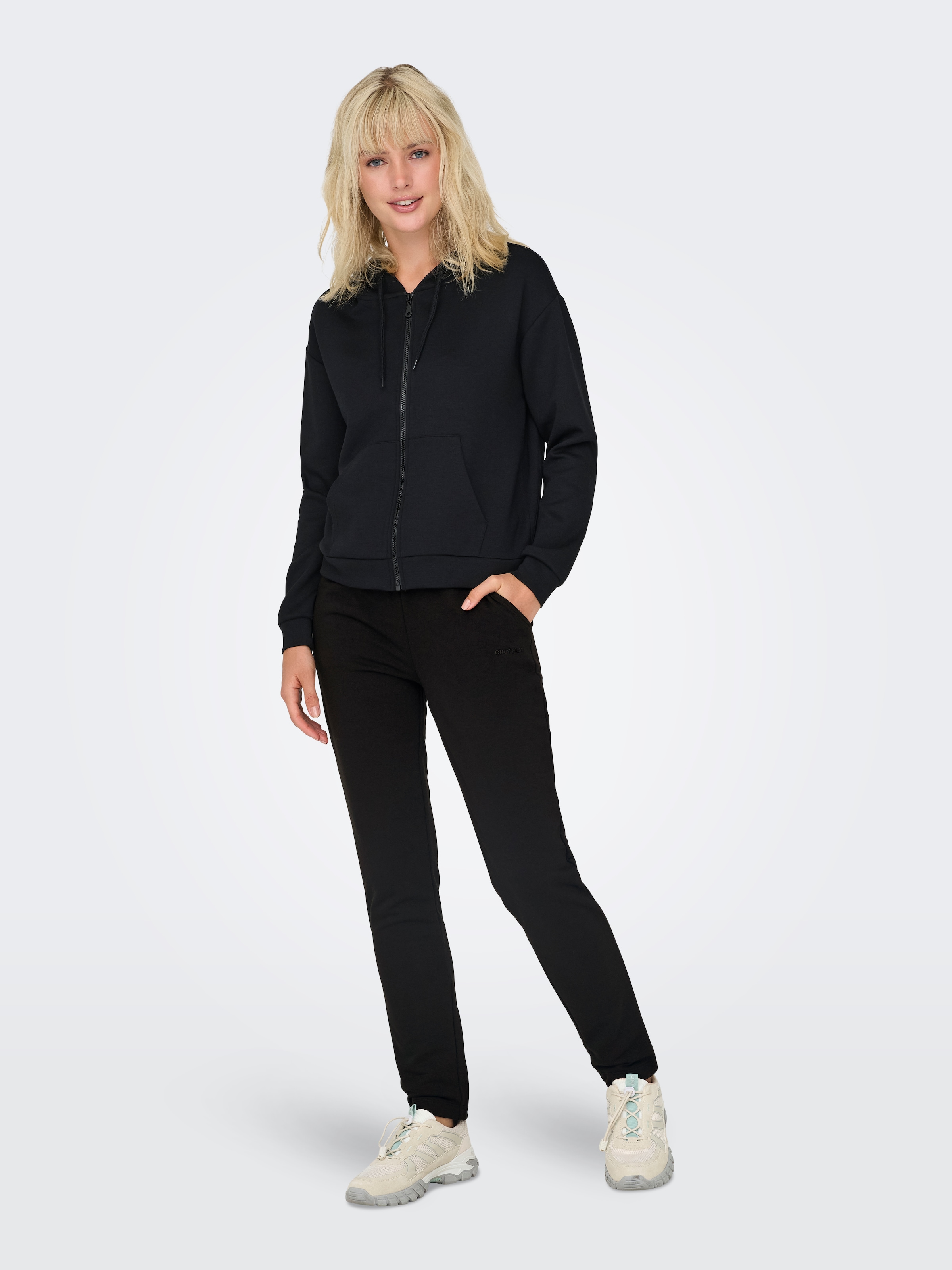 ONLY Play Sweathose »ONPMELINA MW SLIM SWT PNT NOOS«