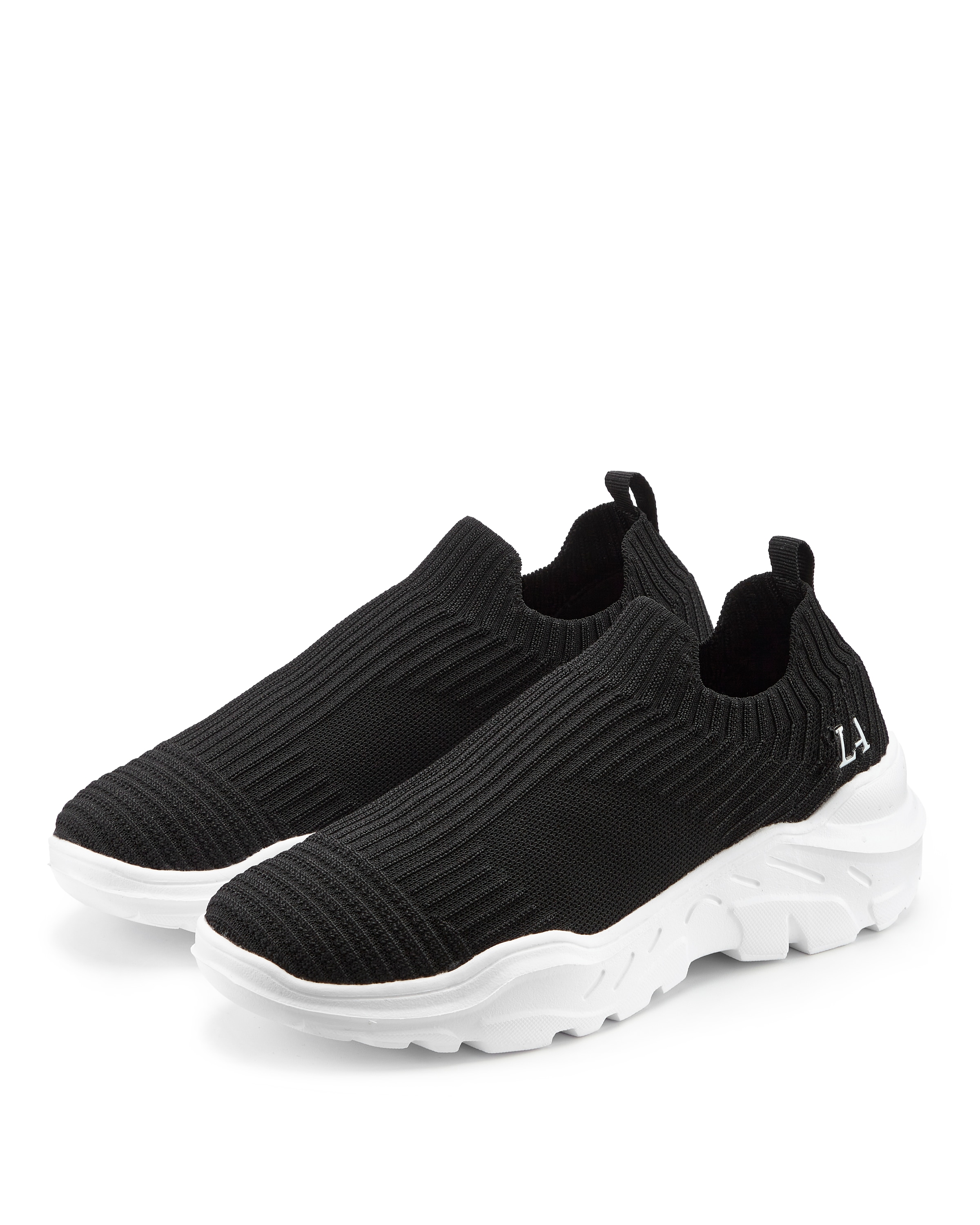 LASCANA Sneaker »Slip-On-Sneaker,«  Halbschuh, Slipper, Freizeitschuh zum Reinschlüpfen VEGAN