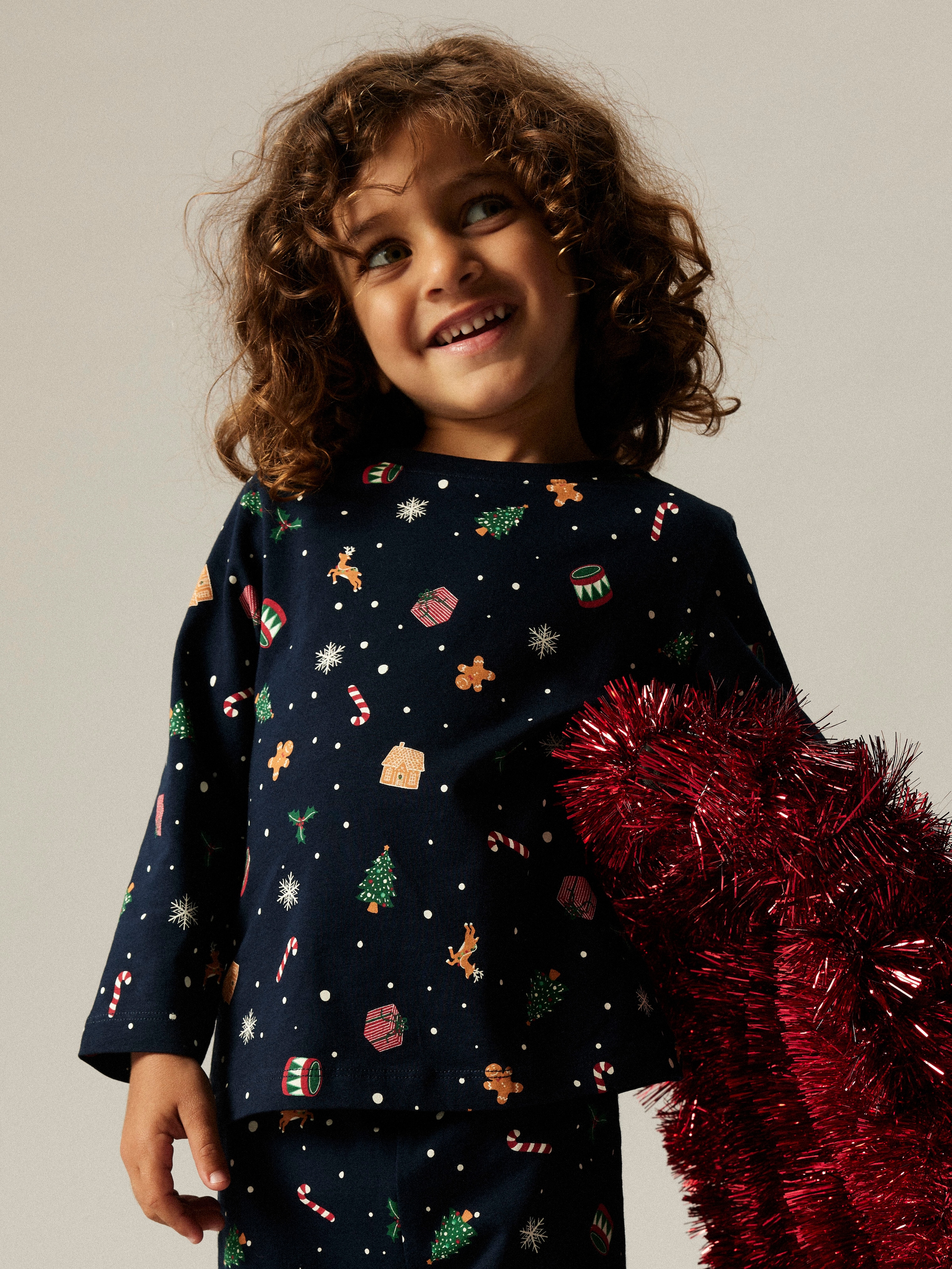 Name It Schlafanzug »NMNVISMAS LS NIGHTSET« Set, 2 tlg.