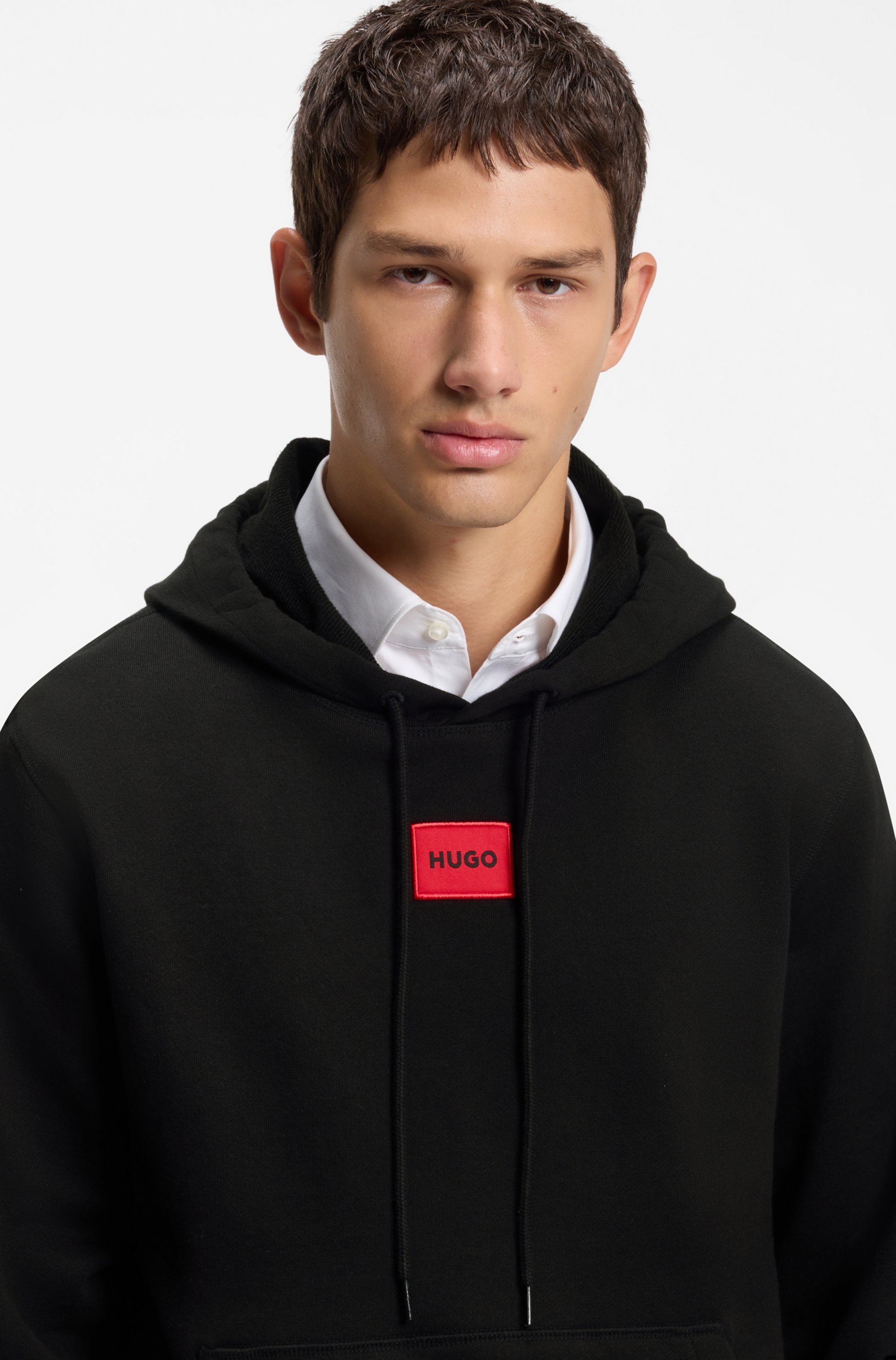 HUGO Kapuzensweatshirt »Daratschi«, Kapuze mit Kordelzug, Regular Fit Kängurutasche, HUGO Weblabel
