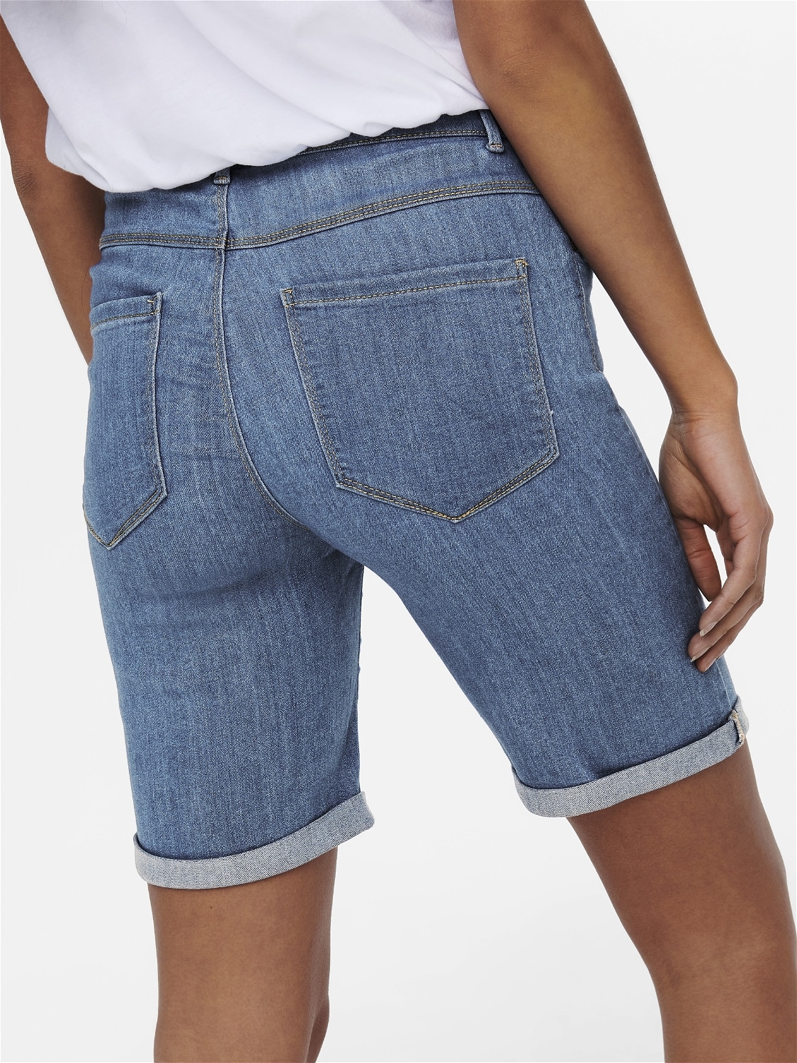 ONLY Jeansshorts »ONLRAIN LIFE MID LONG DNM SHORTS NOOS«