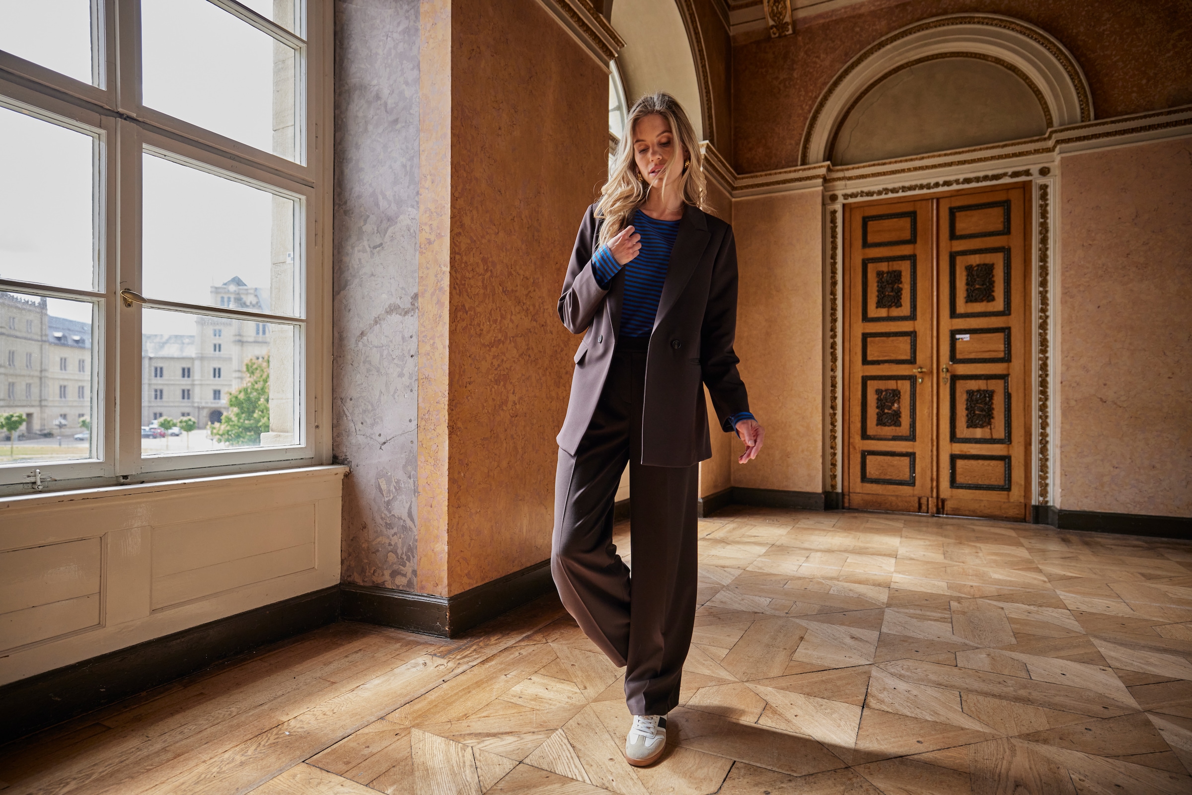 Aniston CASUAL Anzughose  mit Bundfalten