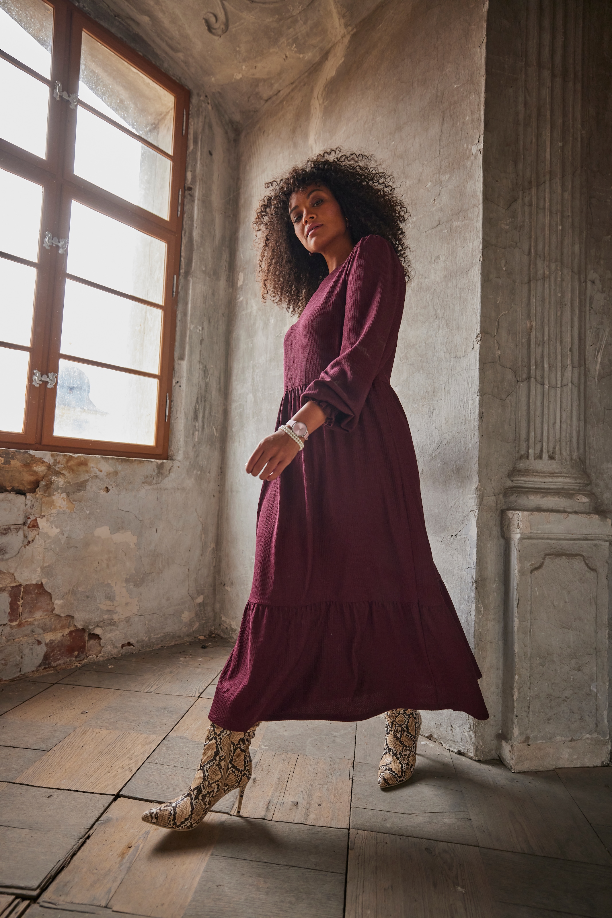 Aniston PLUS Jerseykleid, in trendiger Farbpalette - NEUE KOLLEKTION