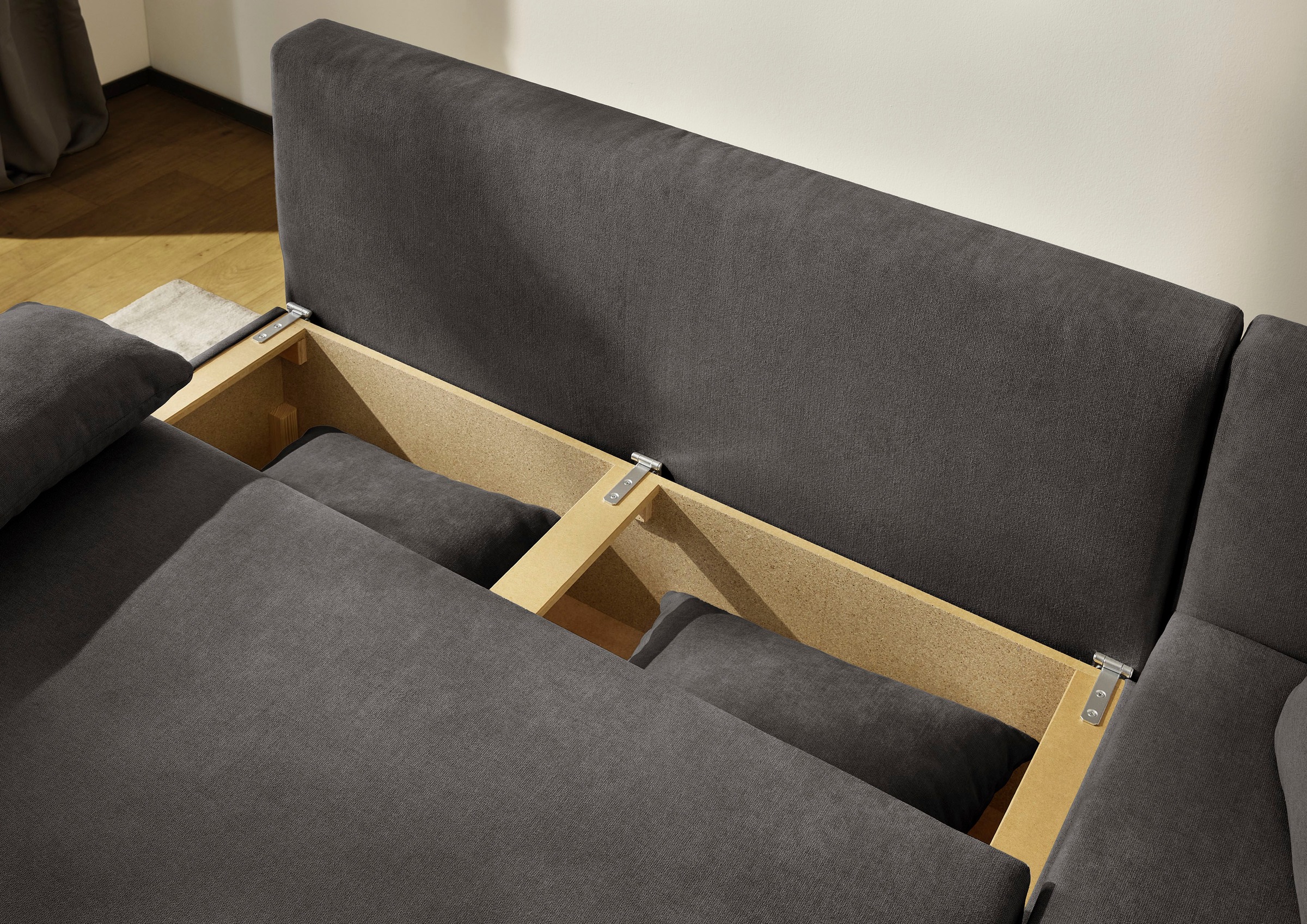 Jockenhöfer Gruppe Ecksofa »Starlight, L-Form, mit dimmbarer LED-Beleuchtung«, Gästebettfunktion; Stauraum/Bettkasten, mit Kissen