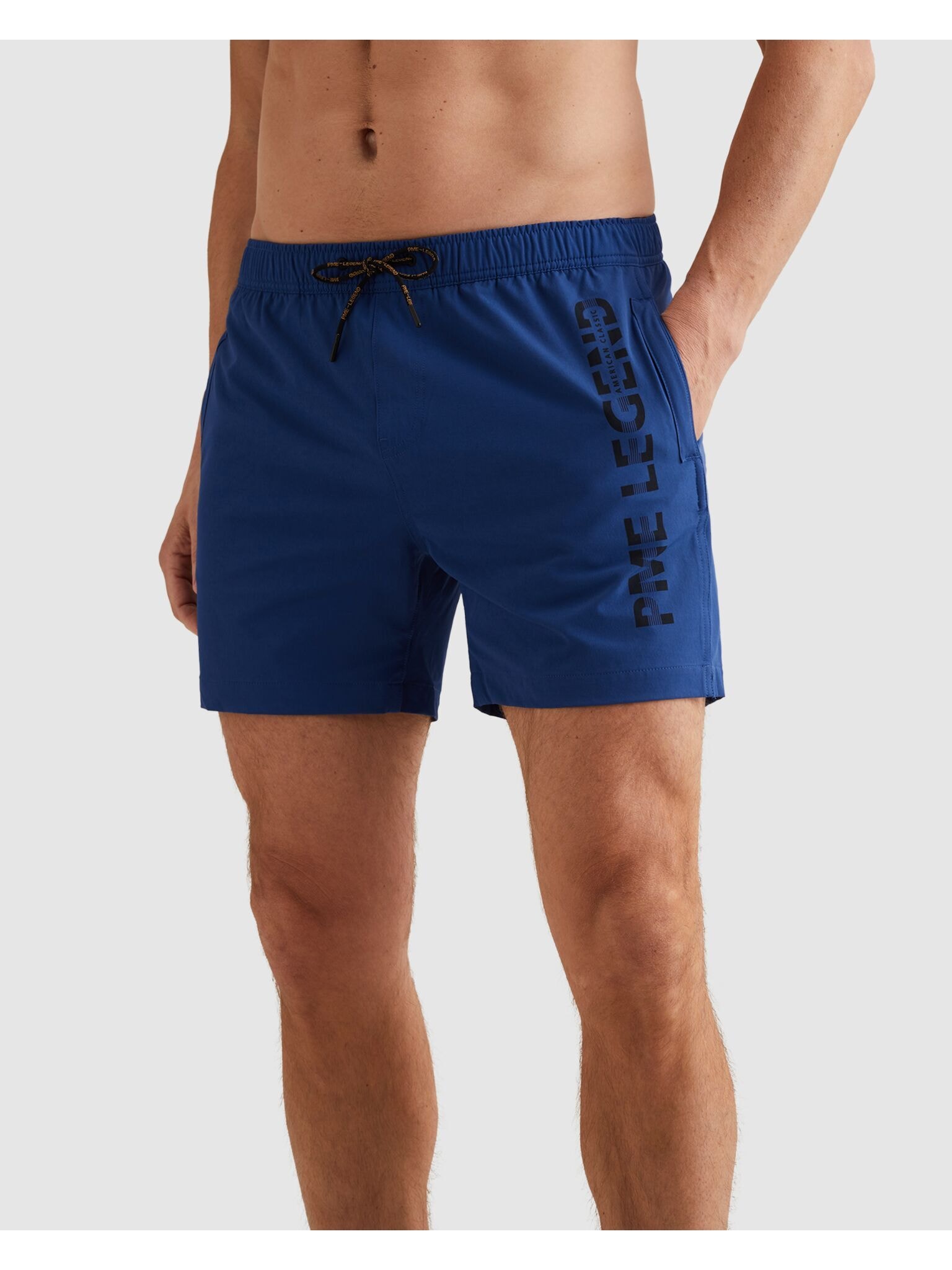 PME LEGEND Badeshorts »AIRFRAME SWIMSHORTS BIG LOGO PRINT« Seitliche Eingrifftaschen, Gesäßtasche