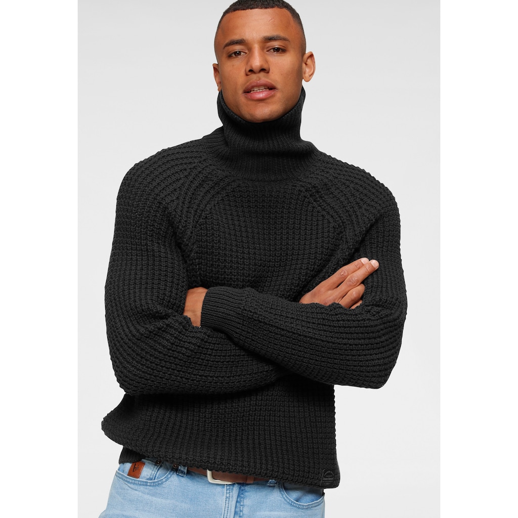 Bruno Banani Rollkragenpullover, mit Markenbadge