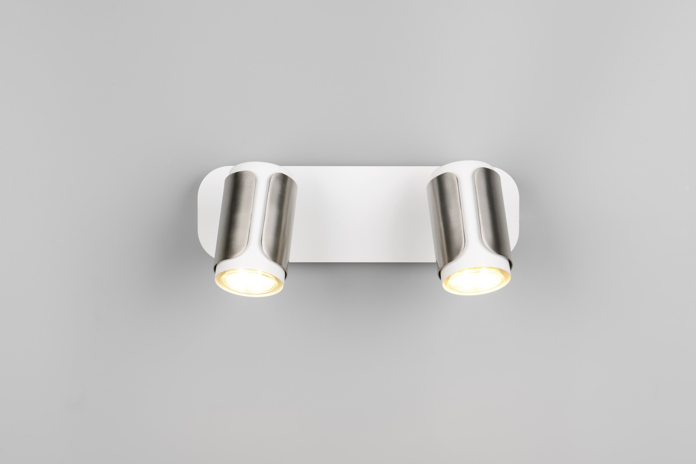 TRIO Leuchten Deckenstrahler »GILLAN, Spot 2-flammig, exkl 2x GU10 max 10W, 30x16x12 cm (B/H/T)«, 2 flammig, Leuchtmittel GU10 | Leuchtmittel wechselbar, als Wandstrahler oder Deckenstrahler montierbar, Spots schwenkbar