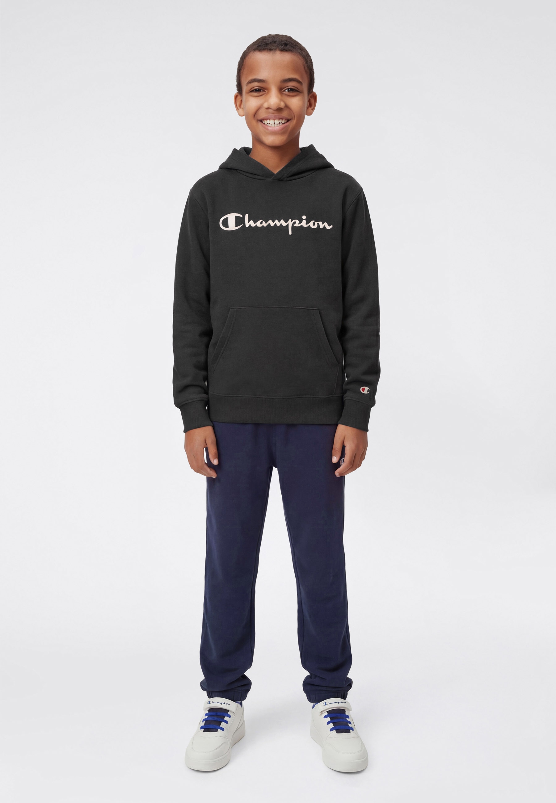 Champion Kapuzensweatshirt »ICONS TONAL Hoodie with Large Logo«, mit Kapuze, Langarm, aus Baumwolle und Polyester, gerader Abschluss
