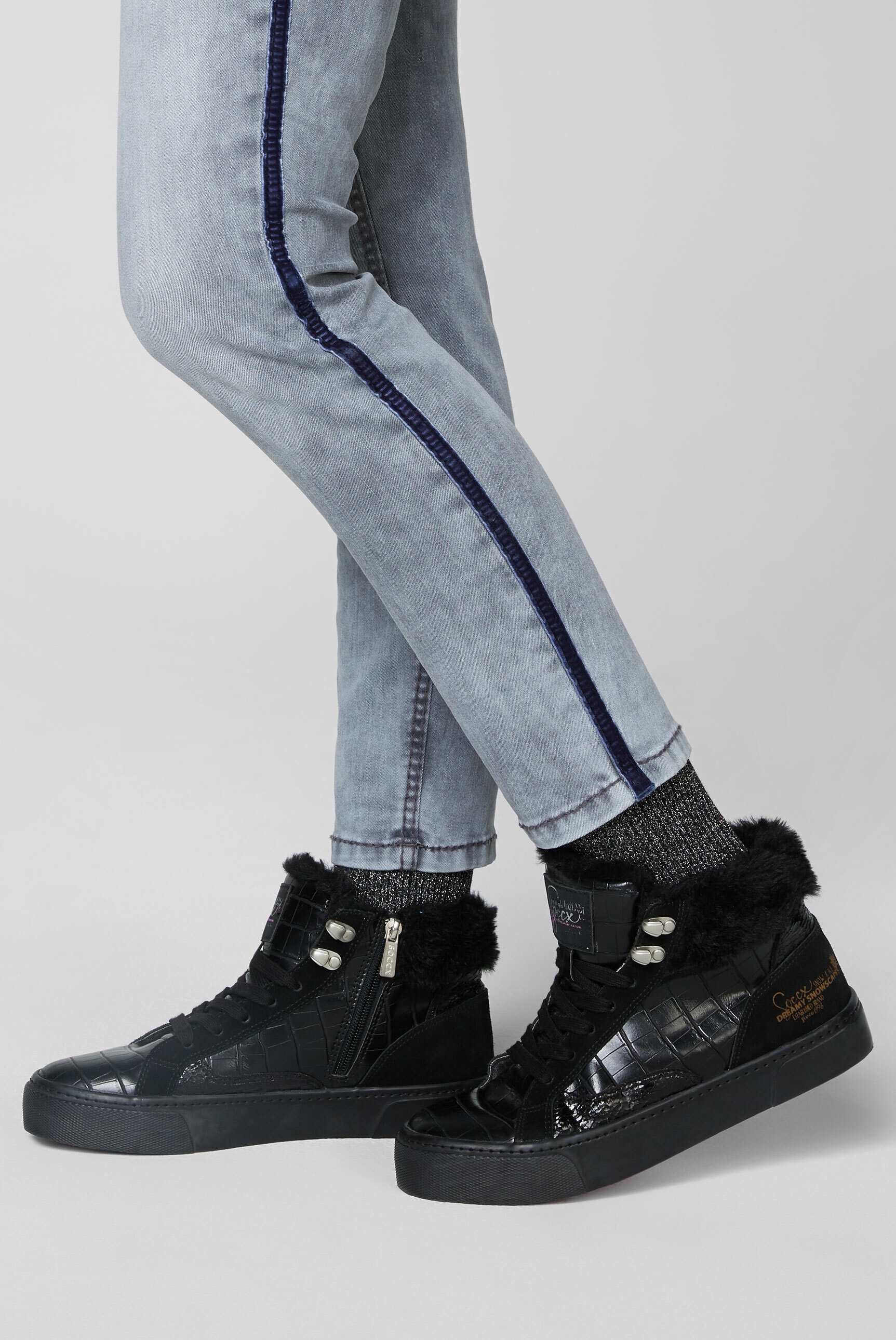SOCCX Sneaker, mit seitlichem Reißverschluss
