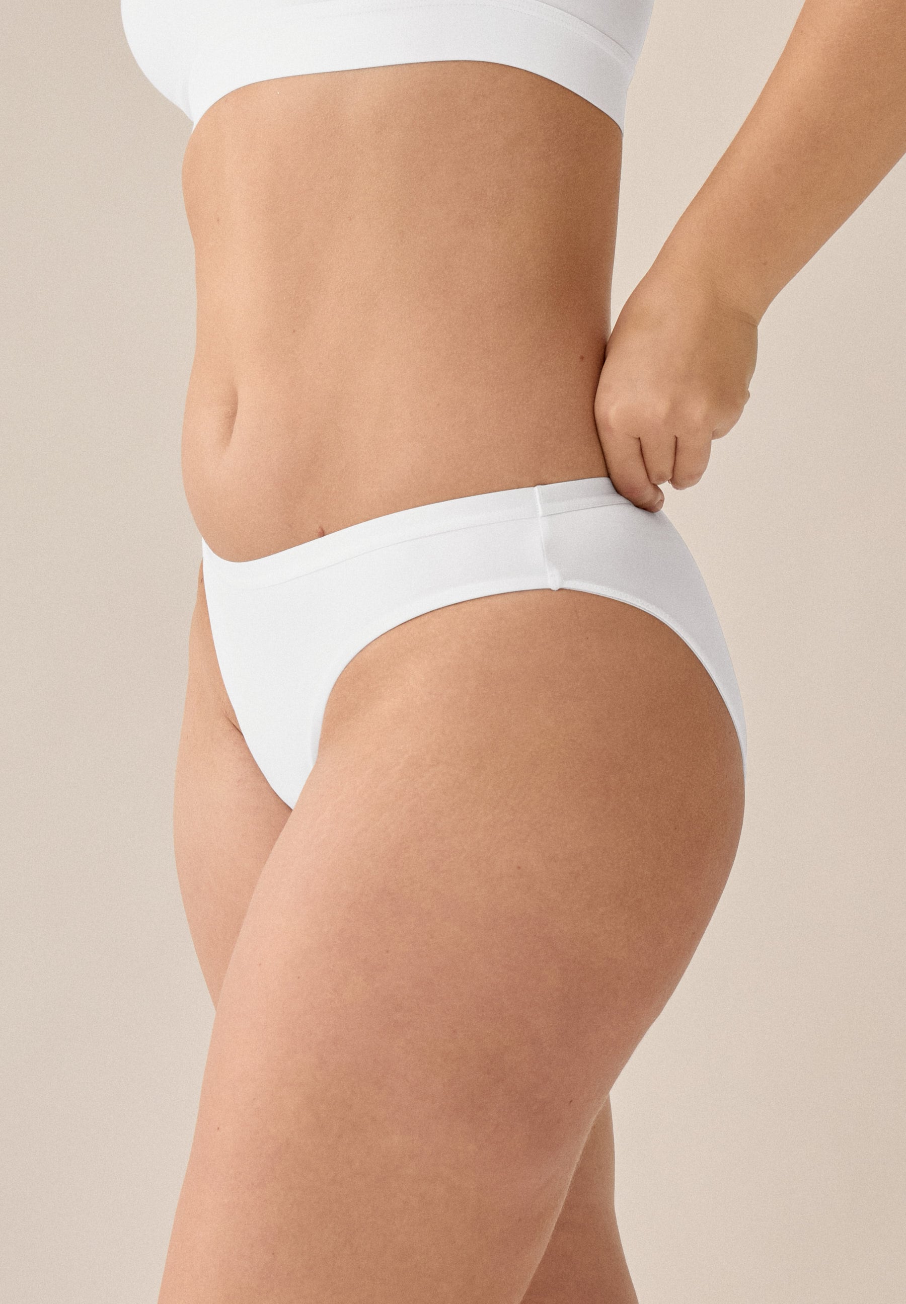 Naturana Slip »The Thursday« 1 Stk. tlg., feminin, elastisch, bequem, eng, weich