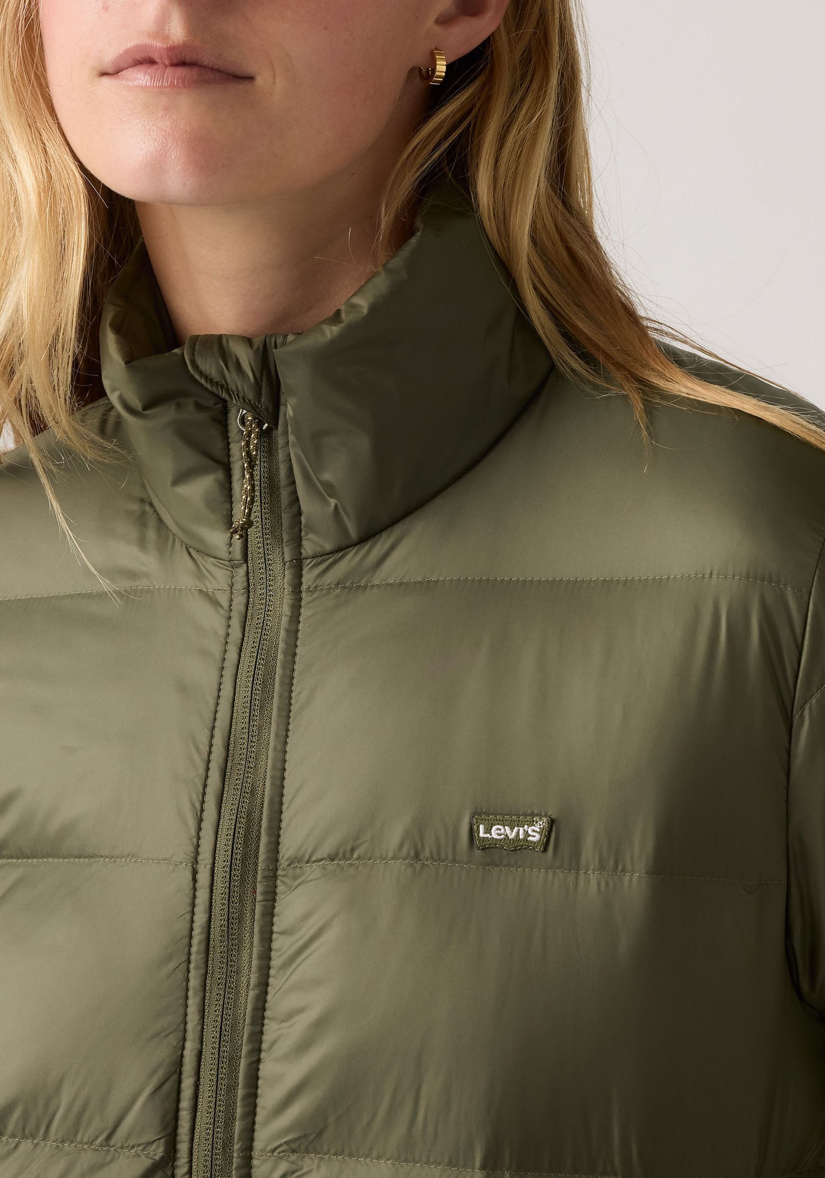 Levi's® Kurzjacke »WMS PACKABLE JACKE« ohne Kapuze mit Taschen