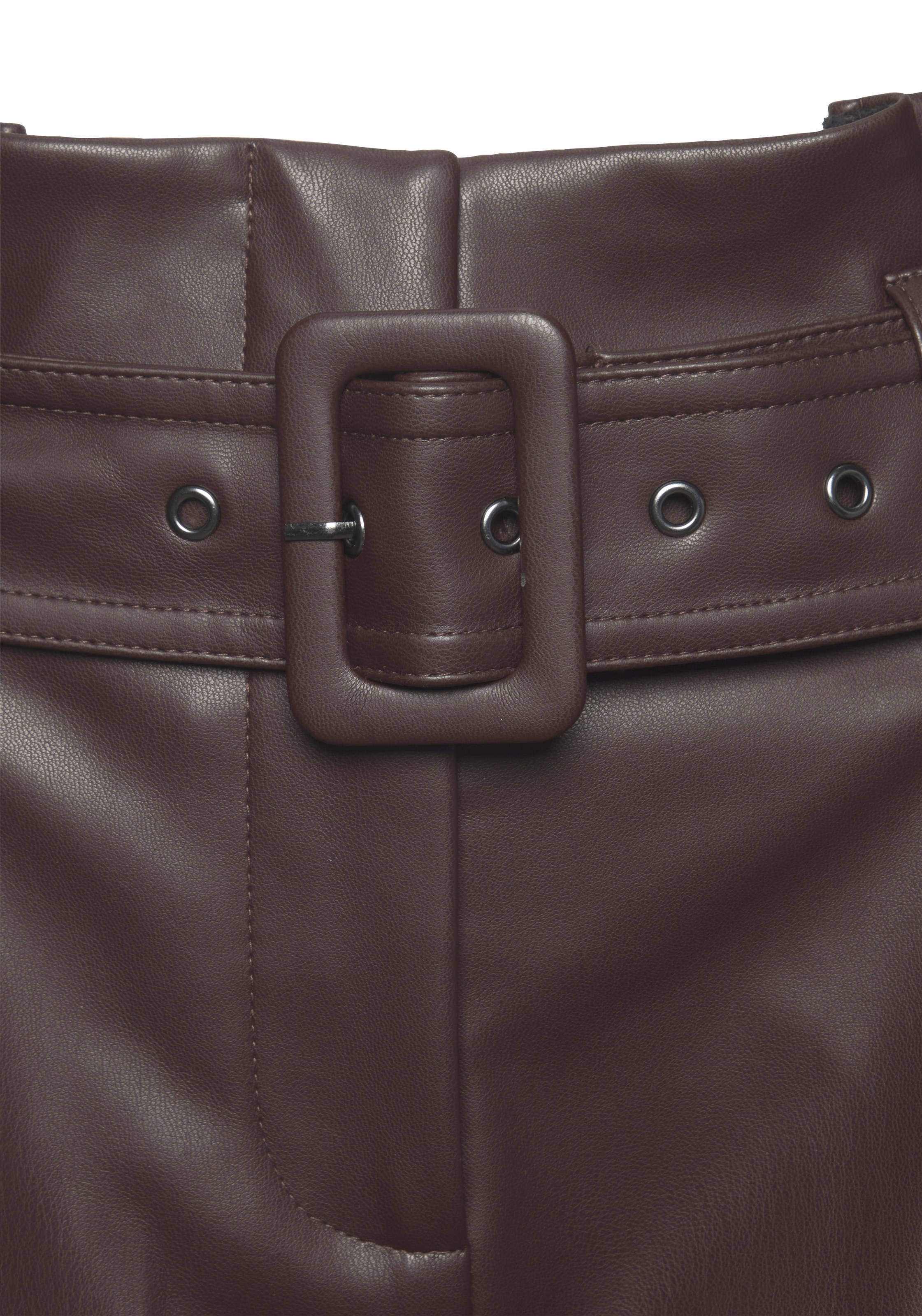 LASCANA Shorts »aus angenehmen Lederimitat«  Kunstleder Shorts, elegant, modisch, Sommerhose