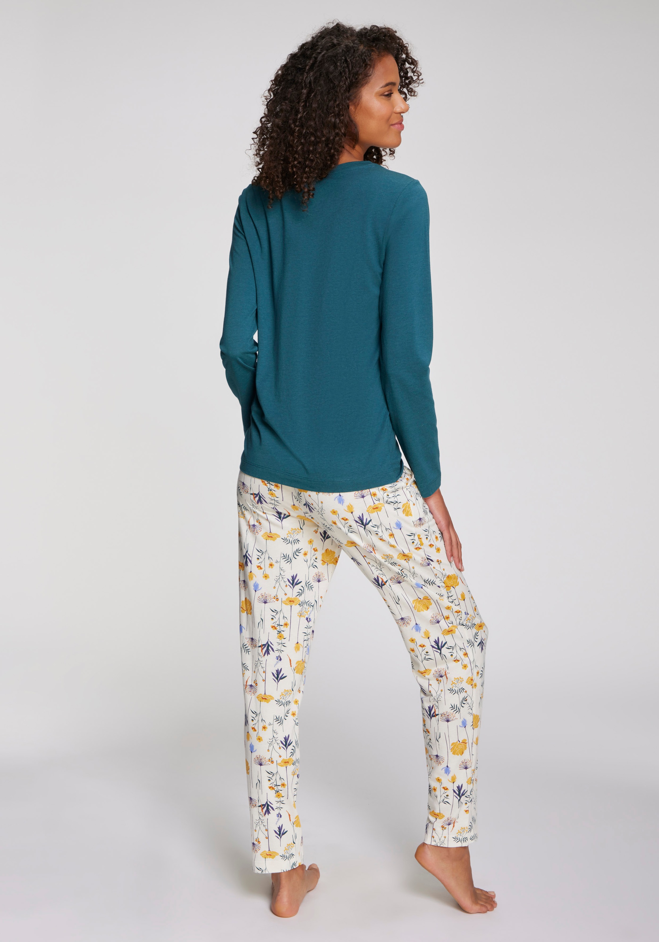 Vivance Dreams Pyjama, (2 tlg.), Mit schönem Muster