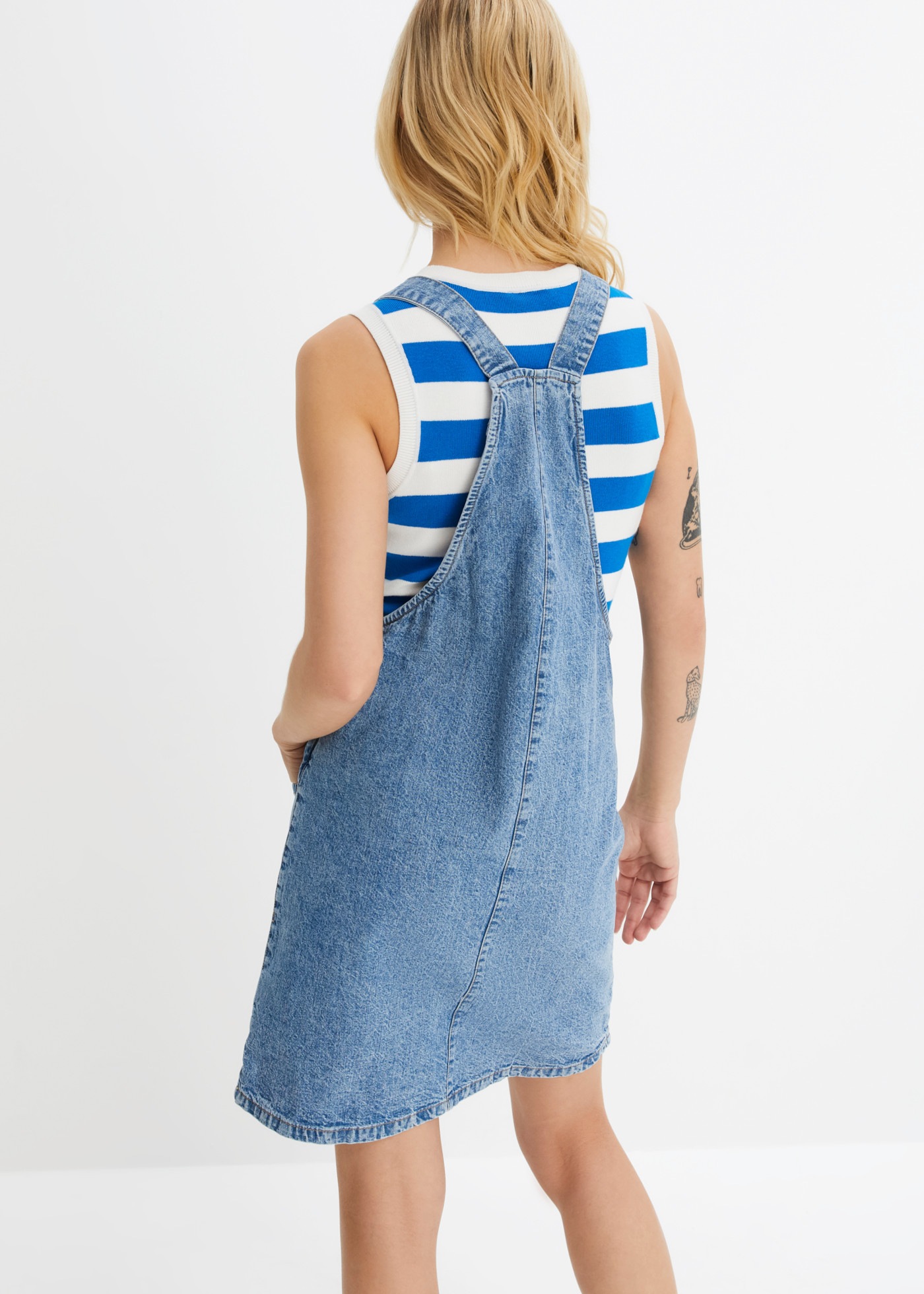 bonprix Jeanskleid A-Linien-Passform, aus Baumwolle, mit zwei aufgesetzten Taschen