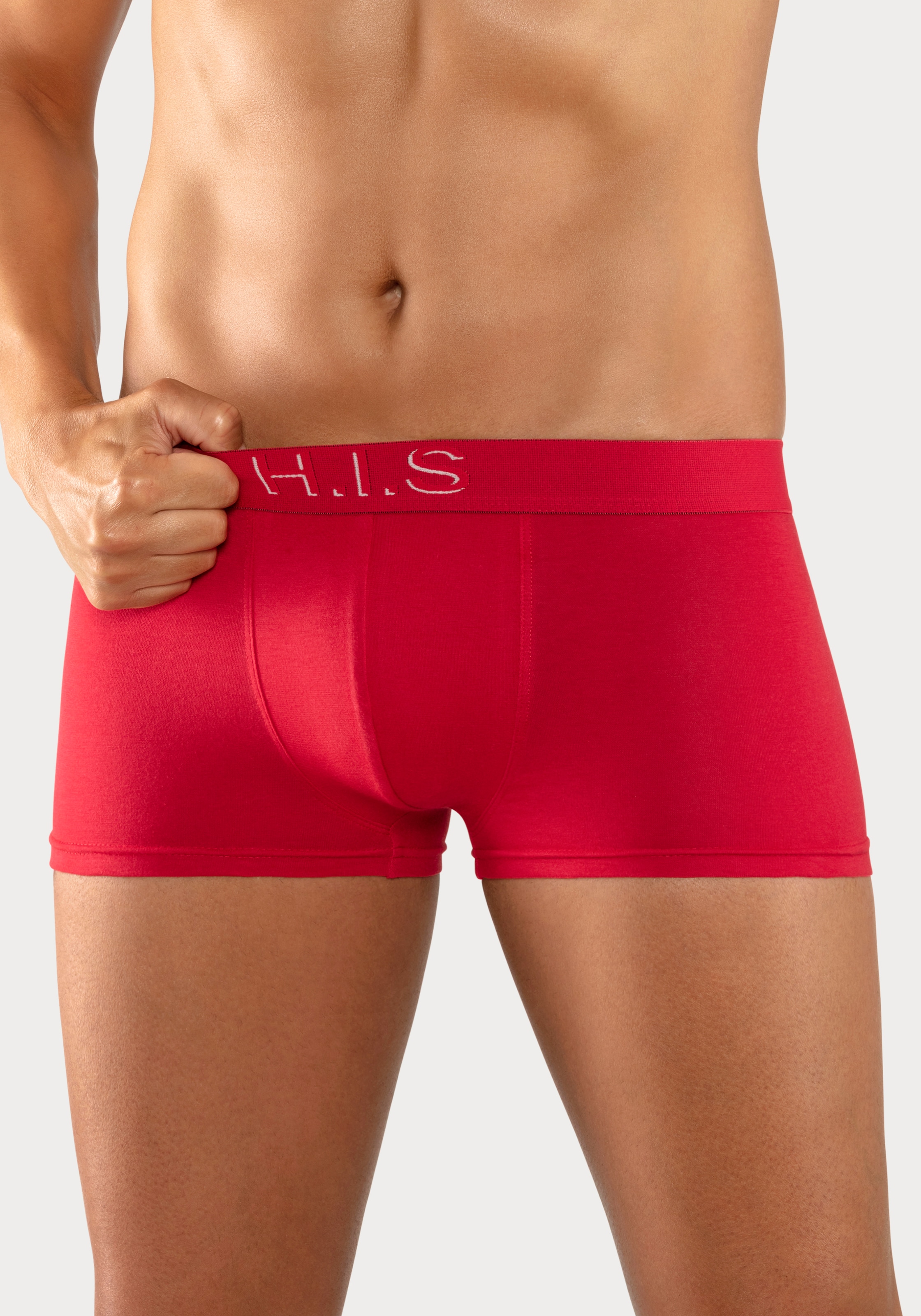 H.I.S Boxershorts, (Packung, 5 St.), in Hipster-Form am Webbund mit Logoschriftzug mit 3D Effekt