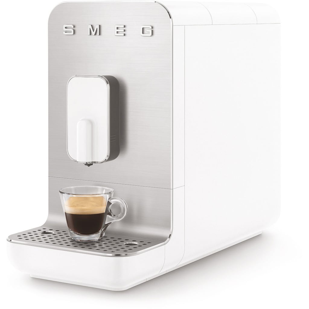 Smeg Kaffeevollautomat »BCC01WHMEU«