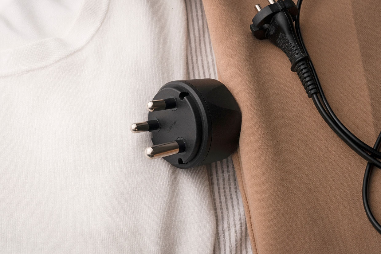 Brennenstuhl Reiseadapter »Schutzkontakt (Typ F) auf Typ M für Südafrika & Indien«