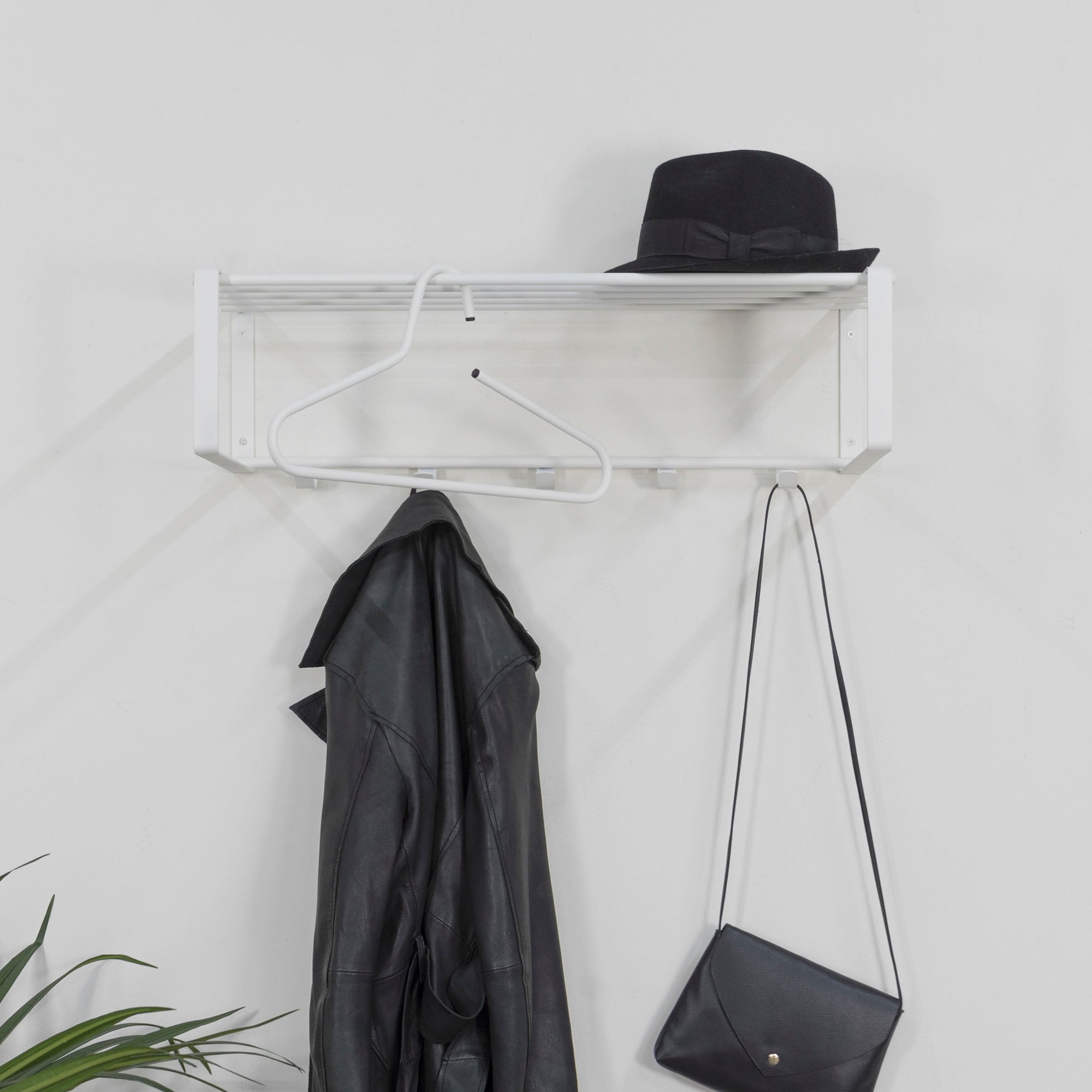 Spinder Design Garderobenleiste »REX«, (1 St.), Wandgarderobe aus Stahl mit Hutablage und 5 bzw. 7 Haken
