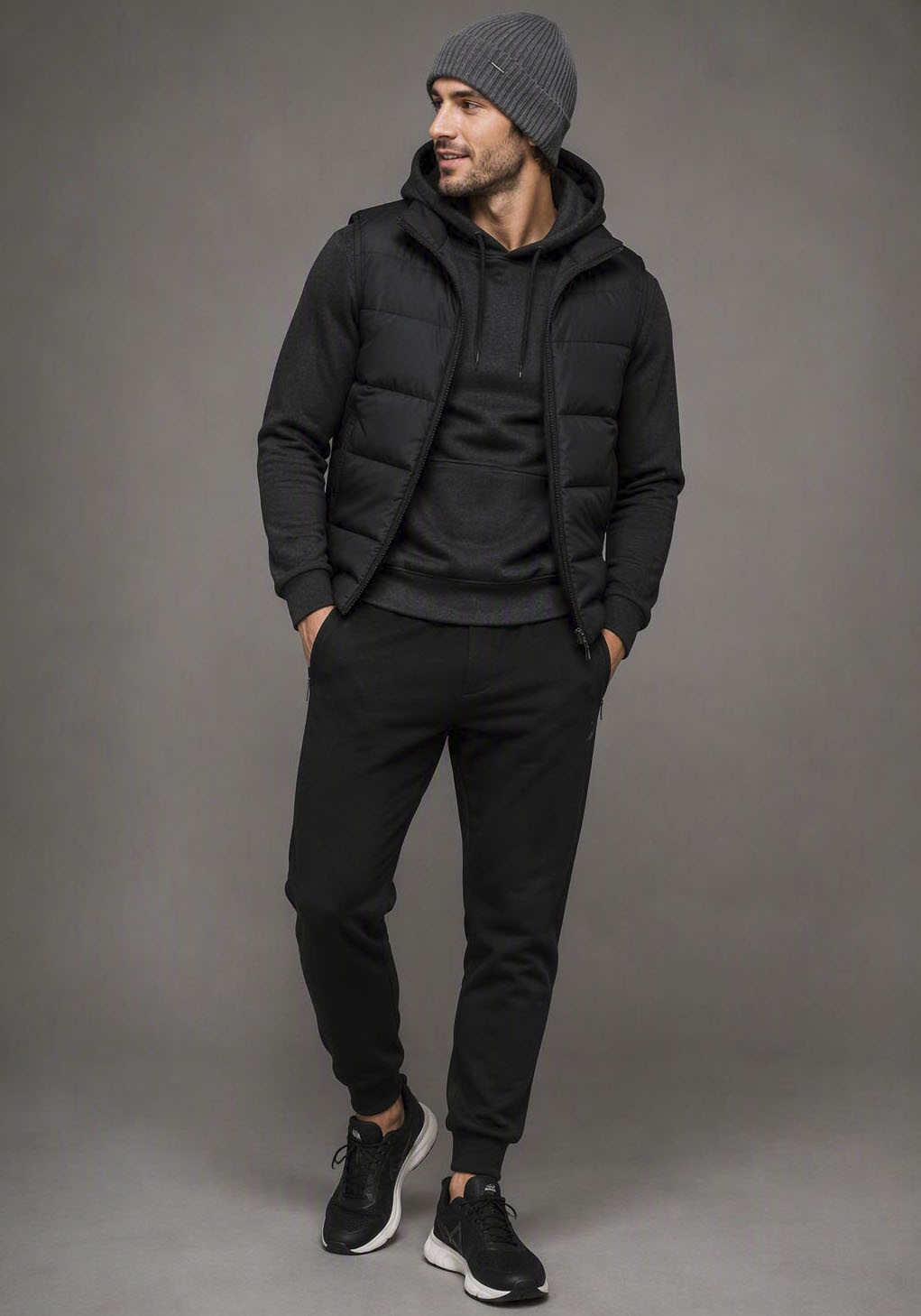 Bruno Banani Strickmütze mit dezentem Marken-Metall-Label