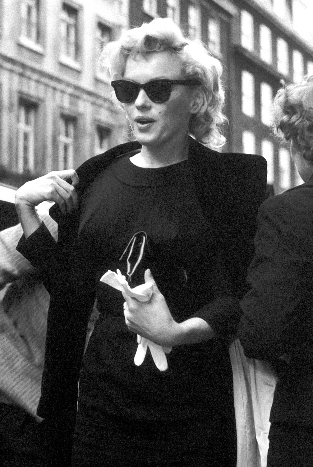 queence Acrylglasbild »Marilyn Monroe mit Sonnenbrille«, Schwarz-Weiß-Frau- günstig online kaufen