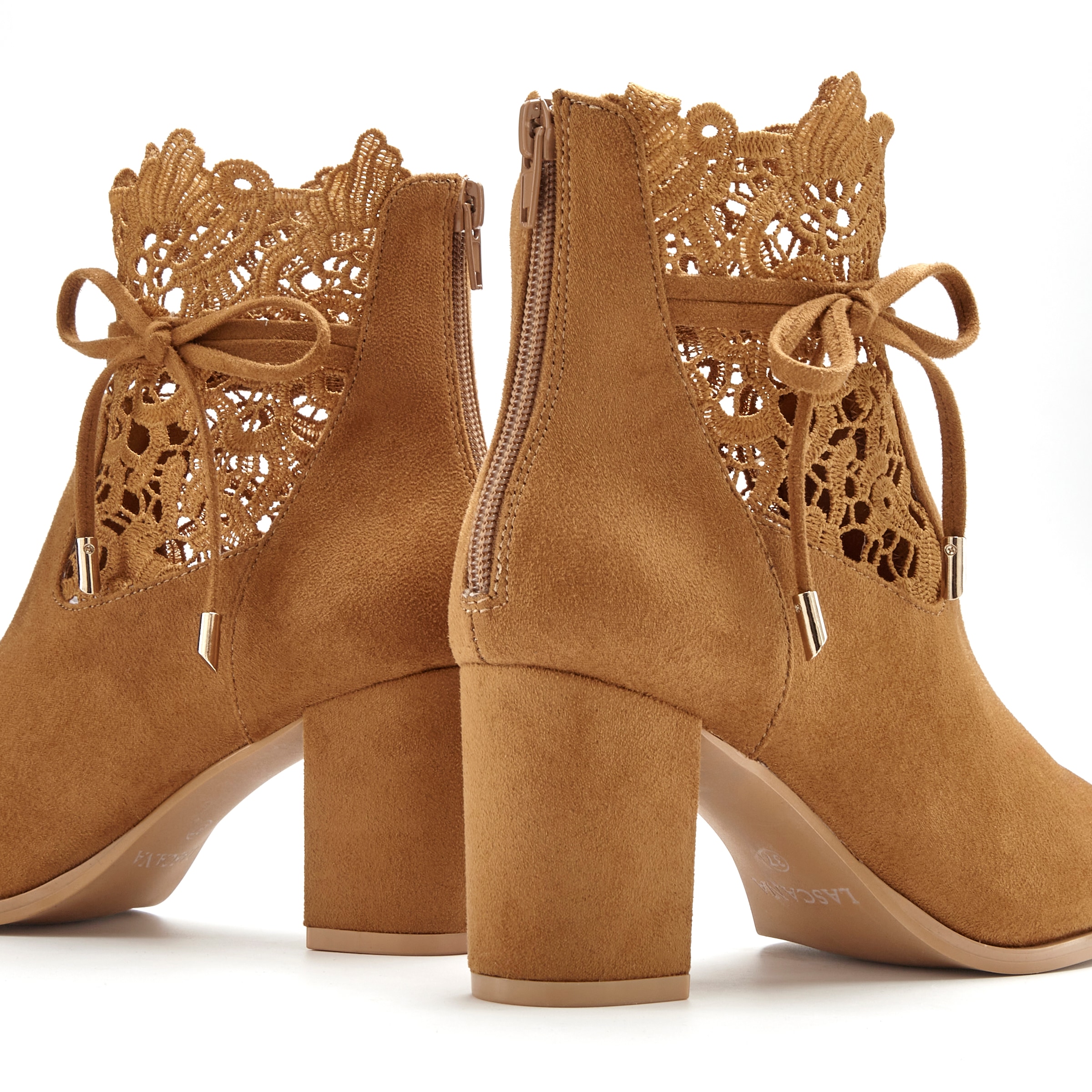 LASCANA High-Heel-Stiefelette »Herbststiefelette, Ankle Boot, Stiefel,«  mit modischer Spitze und bequemen Blockabsatz