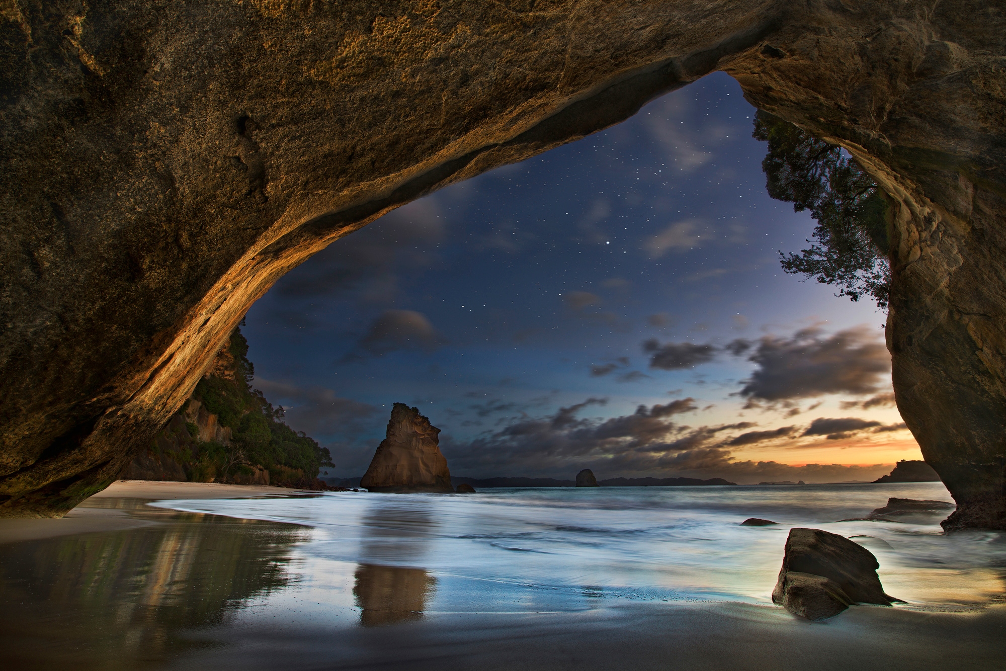 Papermoon Fototapete »Photo-Art YAN ZHANG, CATHEDRAL COVE« günstig online kaufen