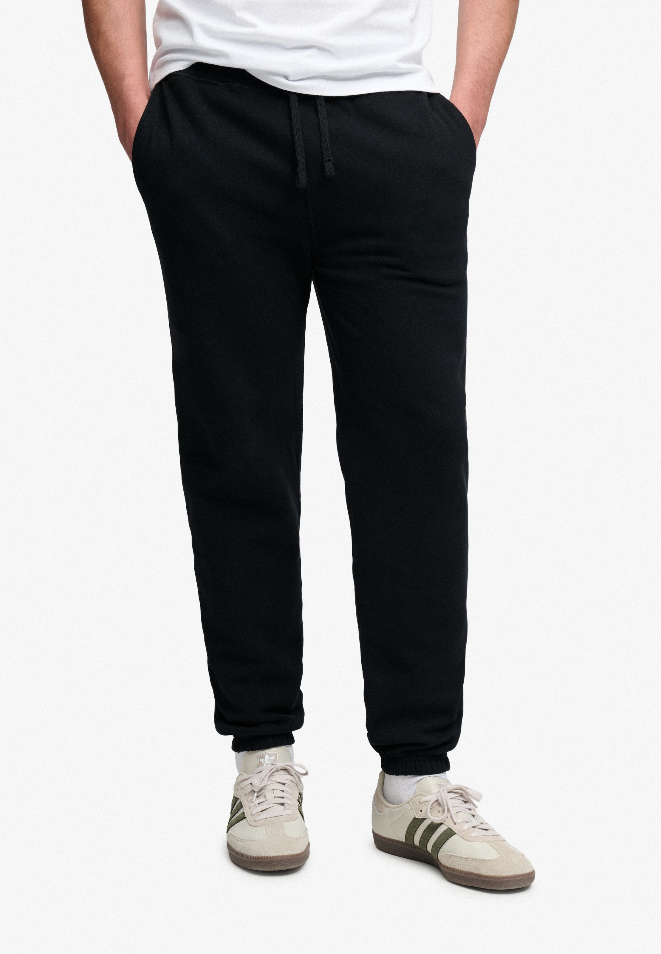 Superdry Sweathose »ESSENTIAL COMPANY LOGO JOGGER«  Baumwollmischung, relaxed fit