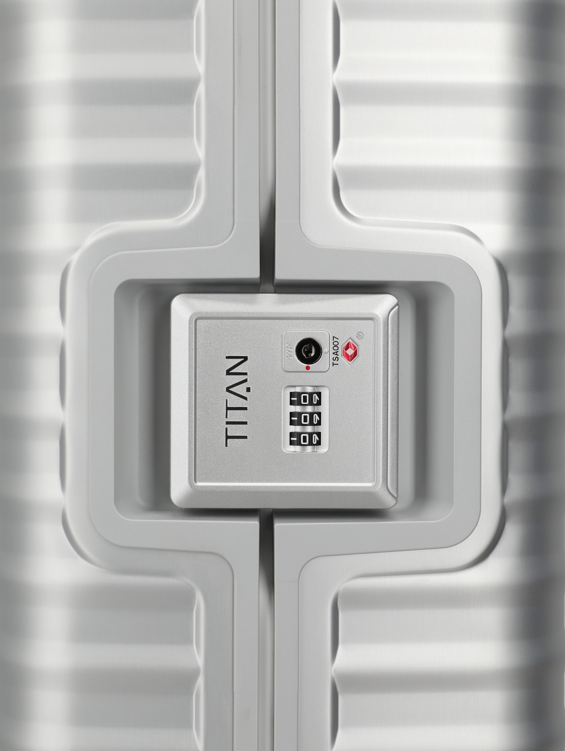TITAN® Trolley »ETERNITY Aluminium Koffer Premium« 45 l 4 Rollen mit TSA-Rahmenverschluss, Smart Frame, Flüsterrollen – Made in Germany