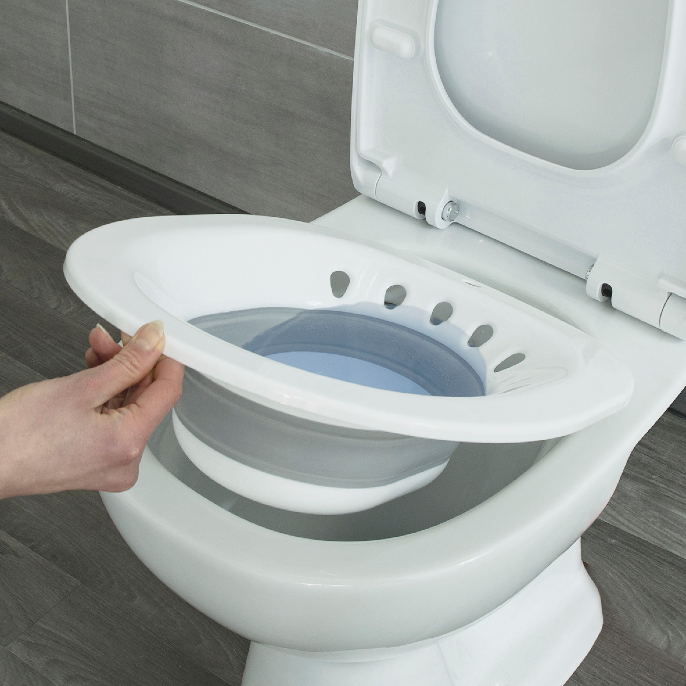 CORNAT Bidet-Einsatz für alle gängigen WC-Sitz-Modelle