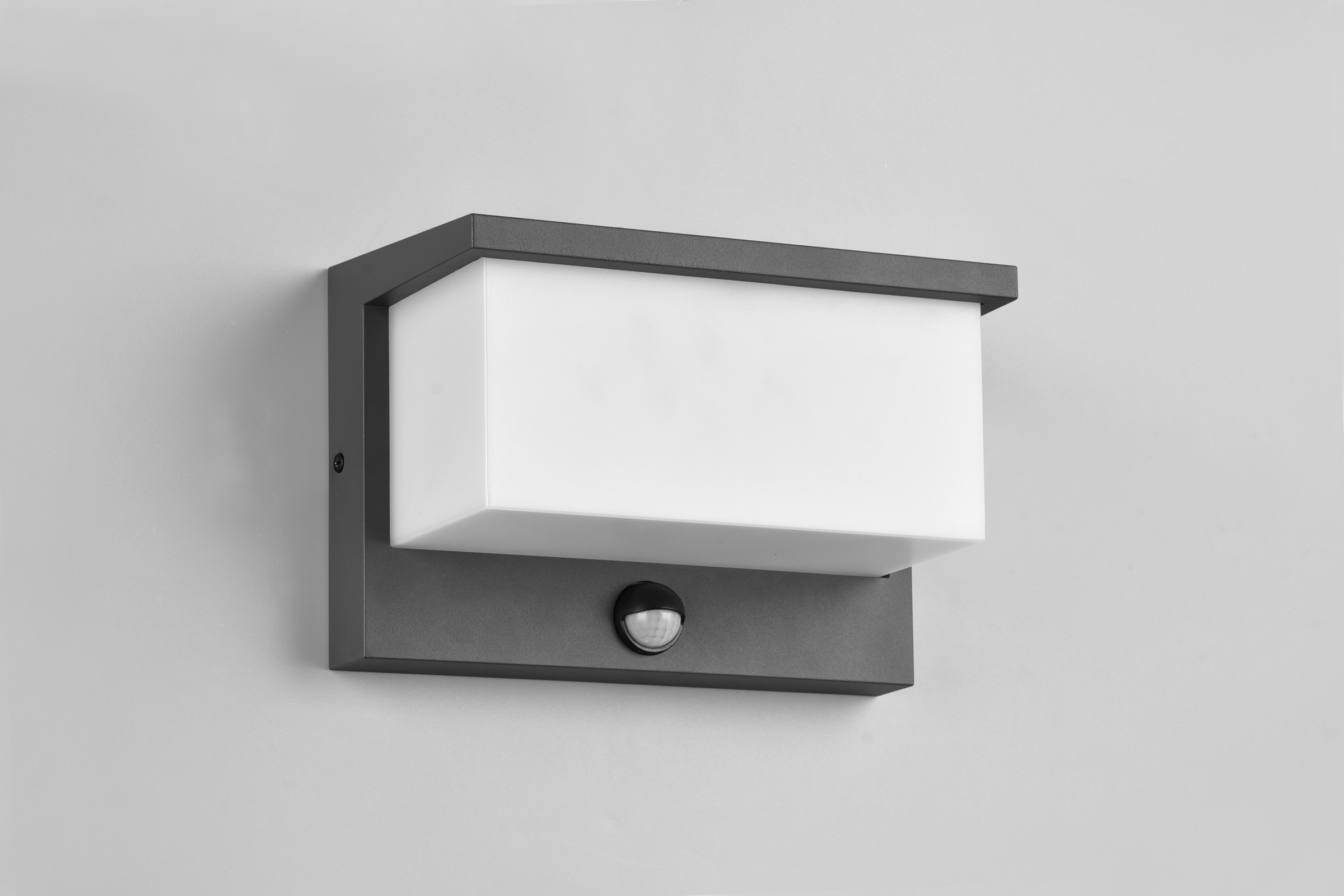 TRIO Leuchten LED Außen-Wandleuchte »NESTOS, Outdoor Wandlampe Hauswand IP54, LED 13W 1300 Lumen 3000 K«, 1 flammig, Leuchtmittel LED-Board | LED fest integriert, LED Wandlampe anthrazit, Garten Terrasse Hauswand, mit Bewegungsmelder