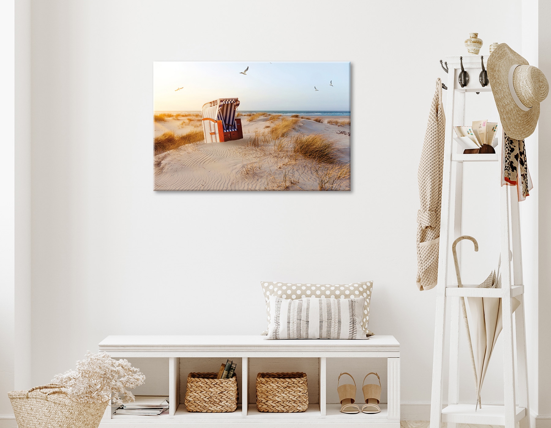 Bönninghoff Leinwandbild »Wandbild STRANDKORB 60x90 cm – Leinwandbild Keilrahmen Deko modern« Landschaft | Meer | Meer Bilder | Natur | Strand | Strandbilder 1 Stk. tlg. auf Keilrahmen gespannt